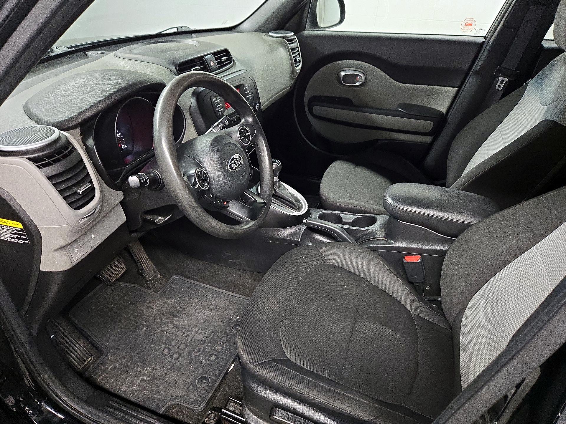 Thumbnail: 2016 Kia Soul - 11