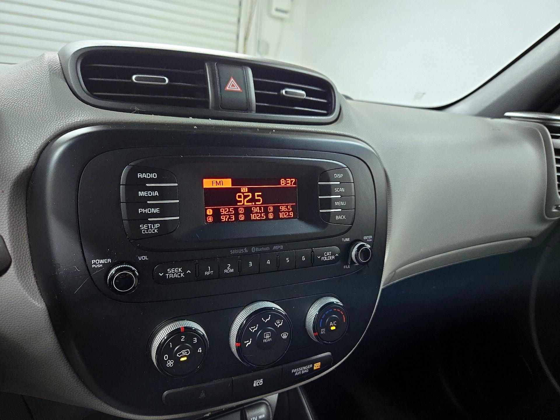 Thumbnail: 2016 Kia Soul - 14