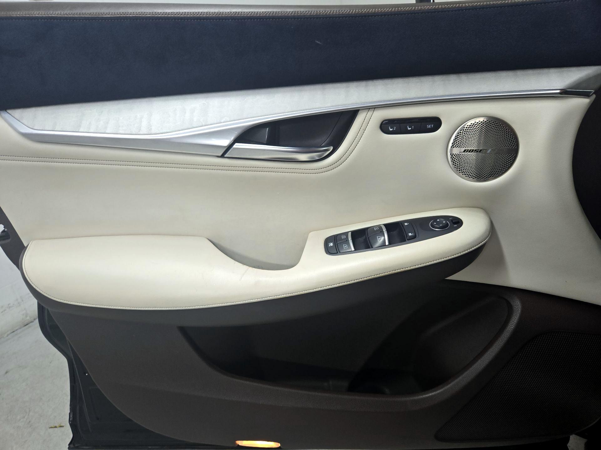 Thumbnail: 2019 INFINITI QX50 - 12