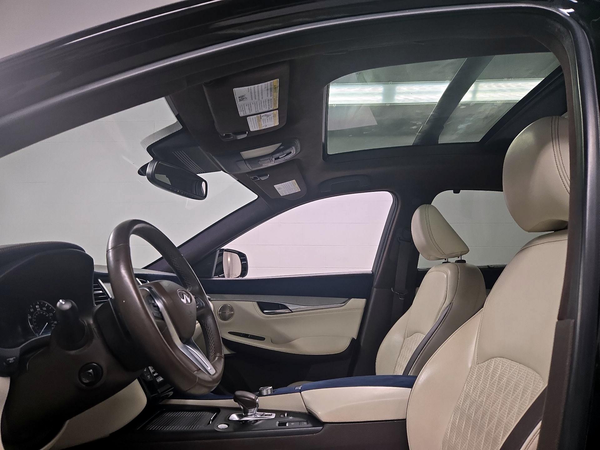 Thumbnail: 2019 INFINITI QX50 - 19