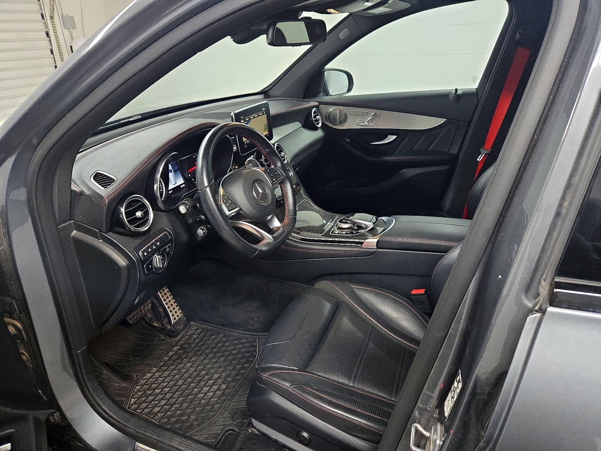 Thumbnail: 2019 Mercedes-Benz GLC - 11