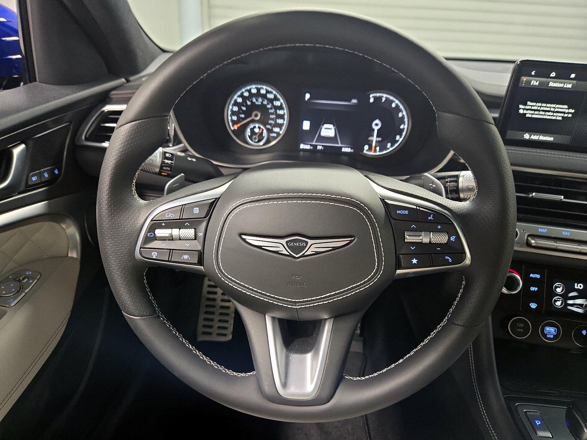 Thumbnail: 2024 Genesis G70 - 10