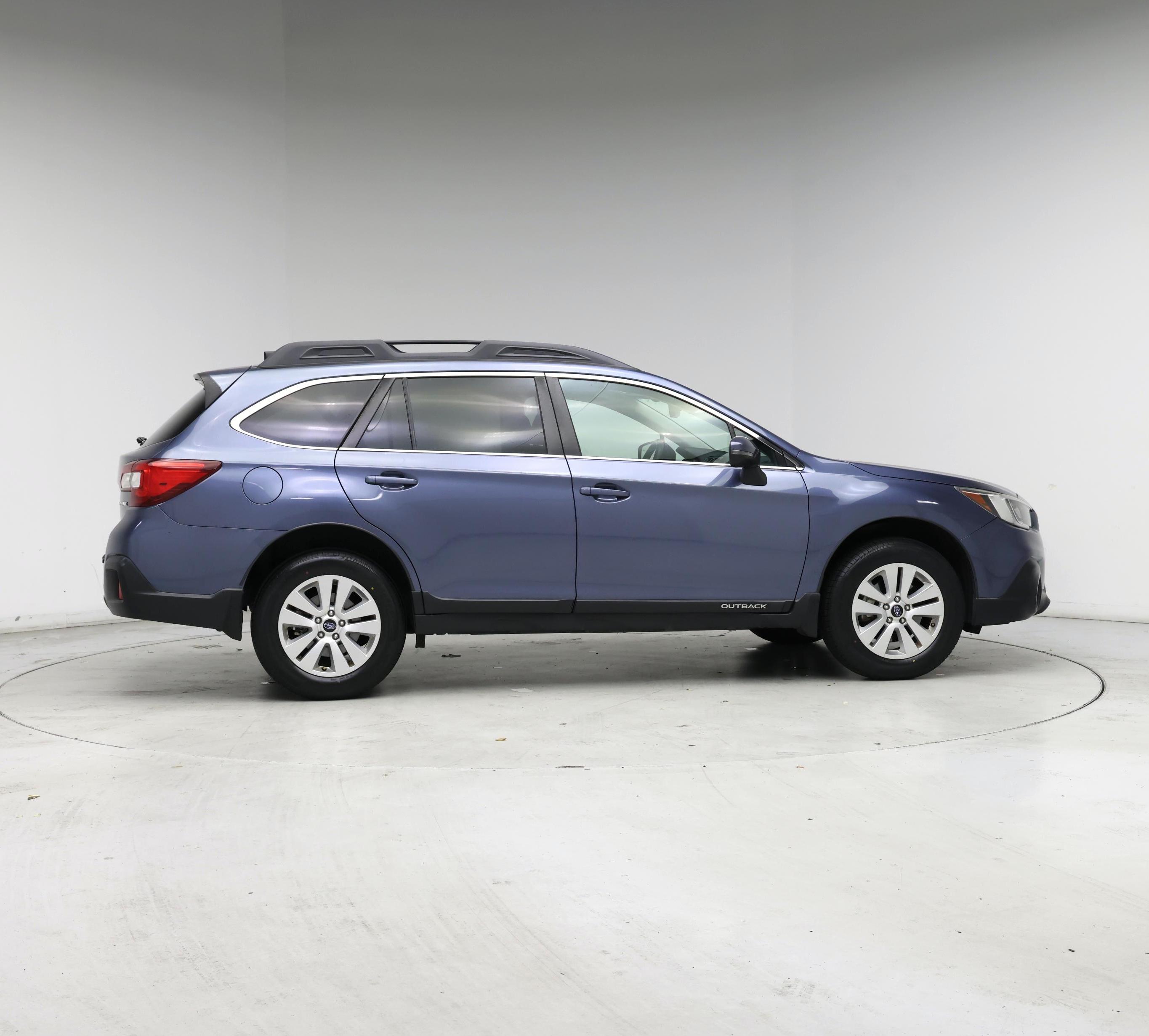 Thumbnail: 2018 Subaru Outback - 7