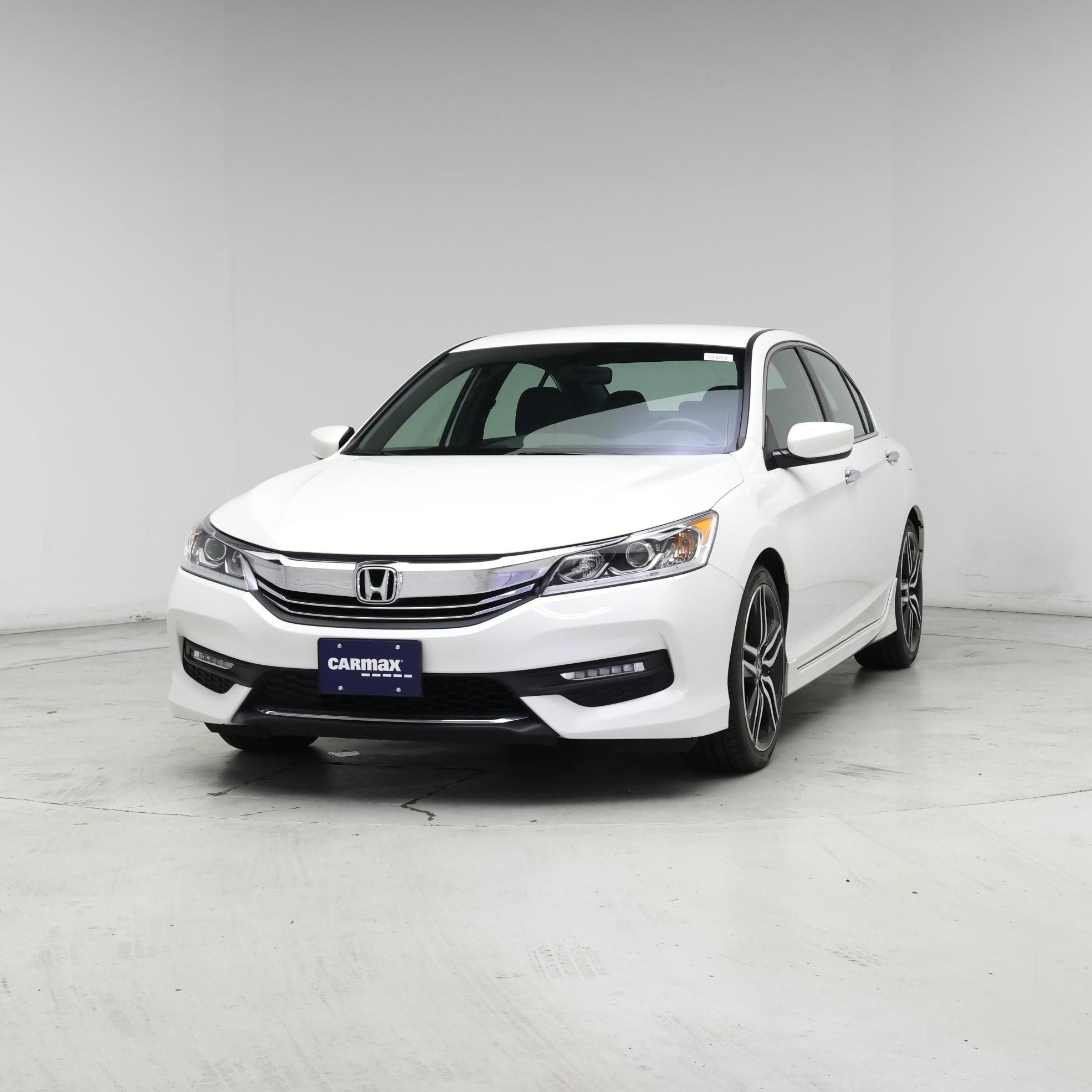 Thumbnail: 2017 Honda Accord - 4
