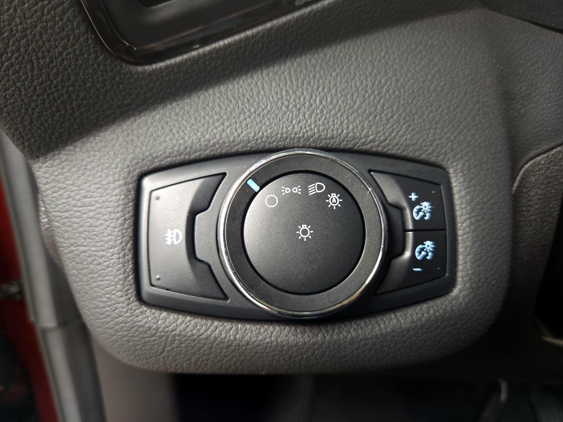 Thumbnail: 2014 Ford Escape - 13