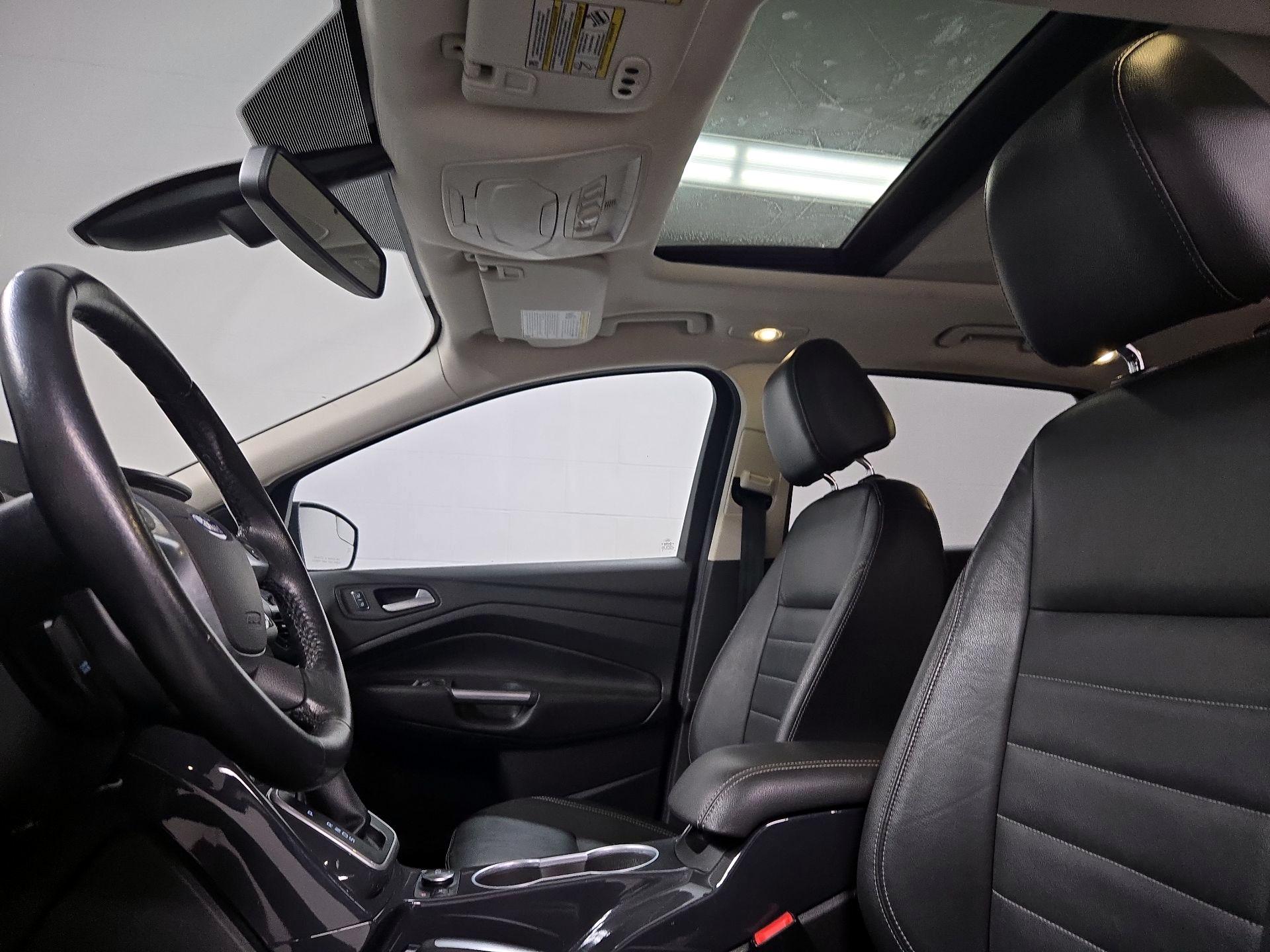 Thumbnail: 2014 Ford Escape - 20