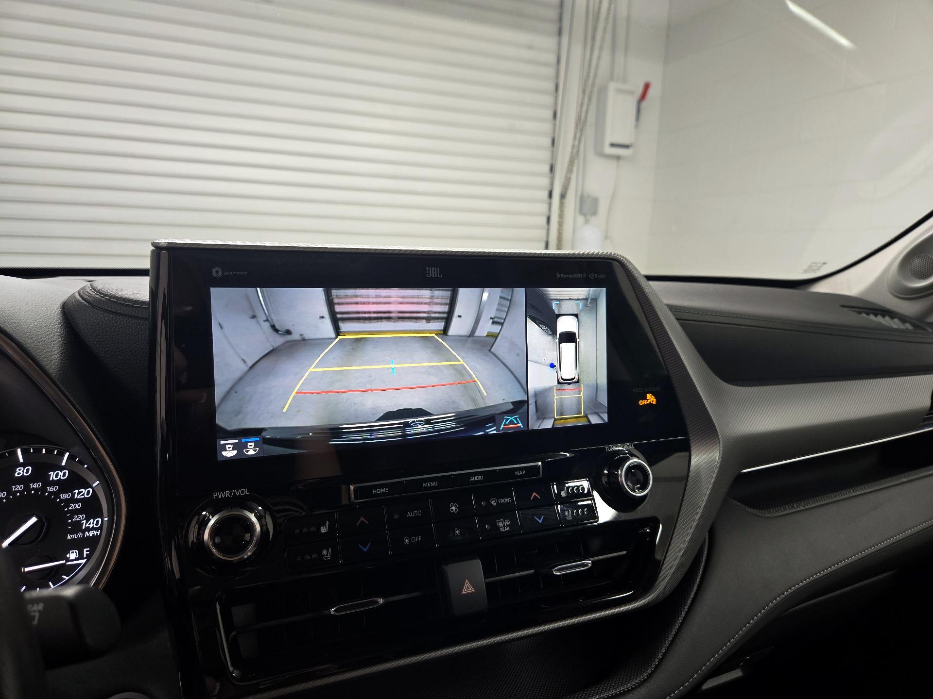 Thumbnail: 2021 Toyota Highlander - 15