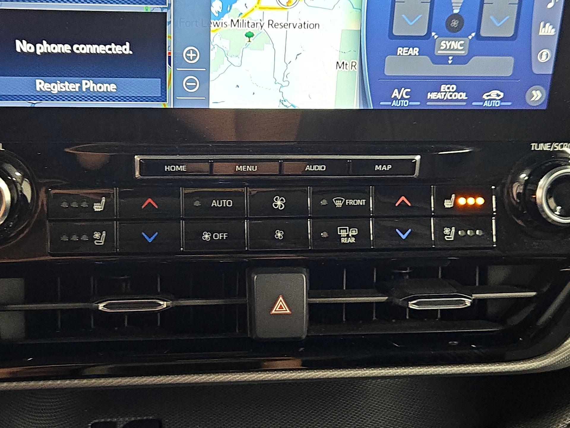 Thumbnail: 2021 Toyota Highlander - 17