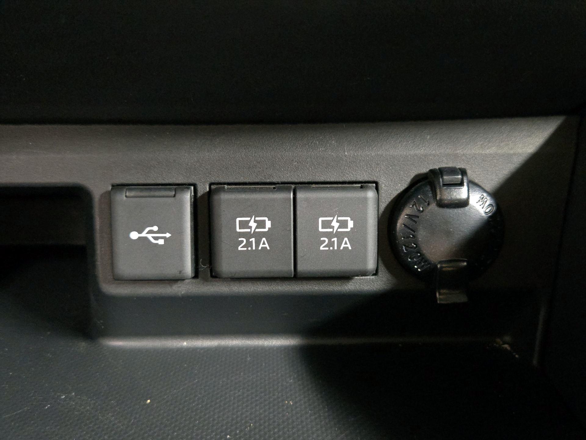 Thumbnail: 2021 Toyota Highlander - 19