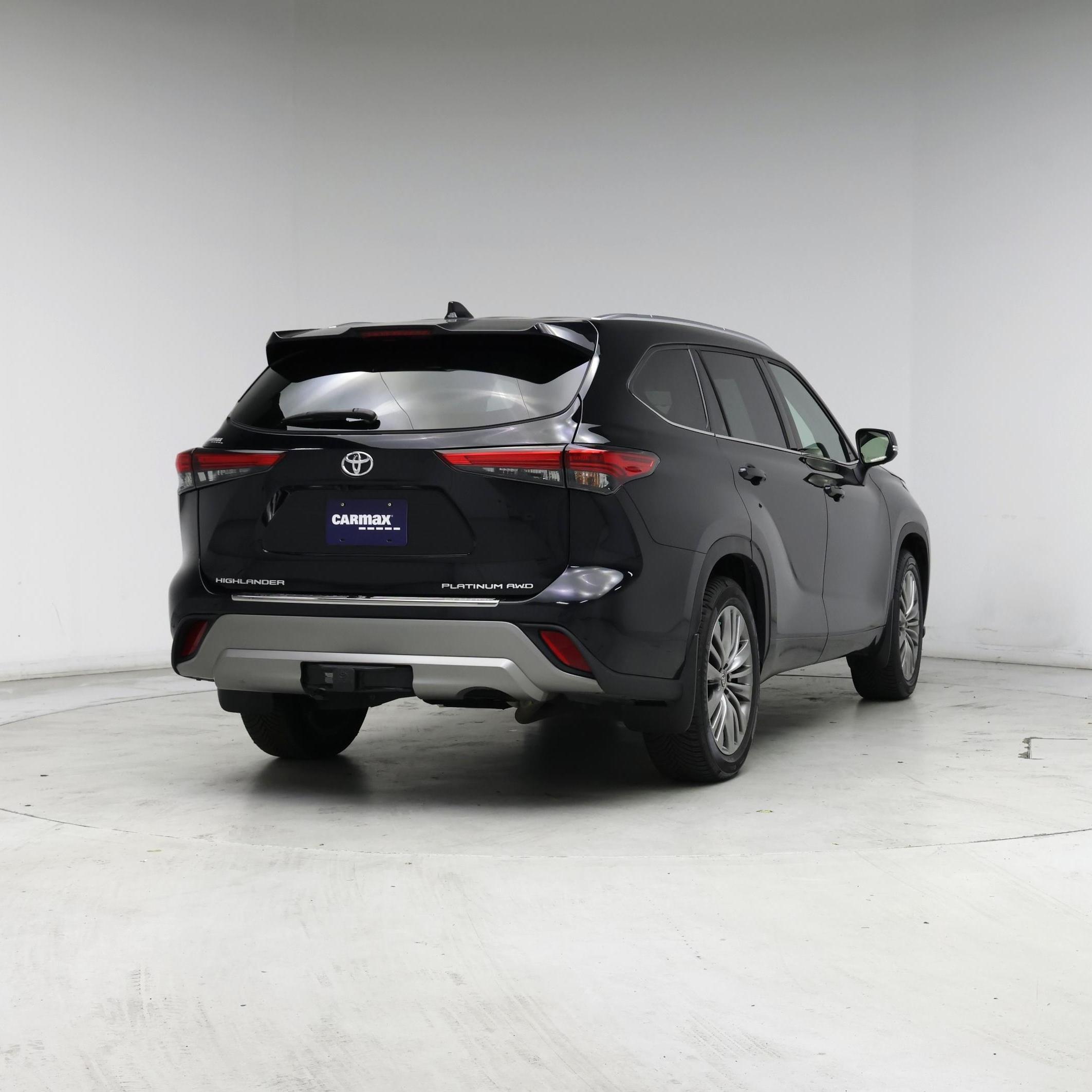 Thumbnail: 2021 Toyota Highlander - 8