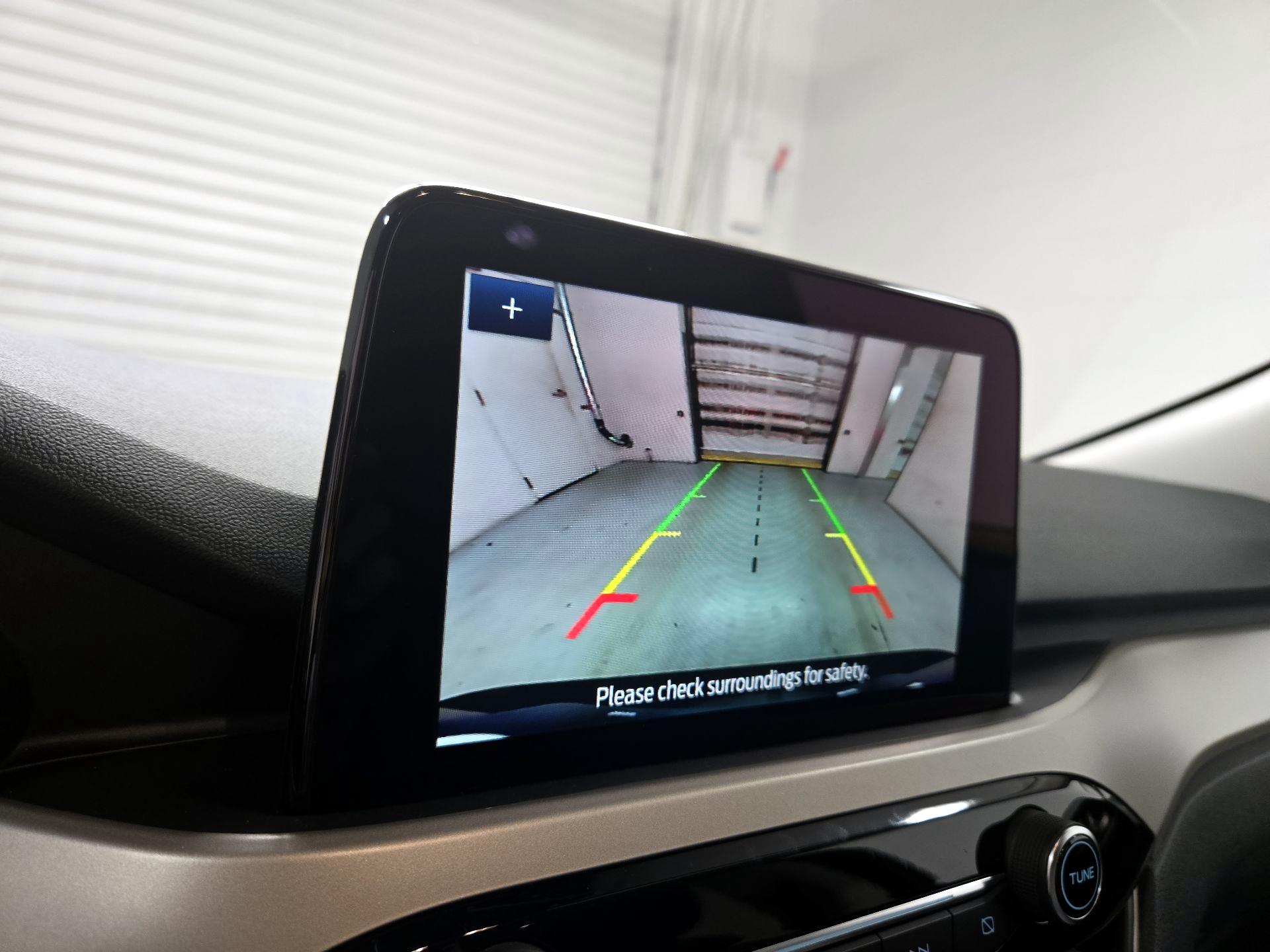 Thumbnail: 2021 Ford Escape - 15