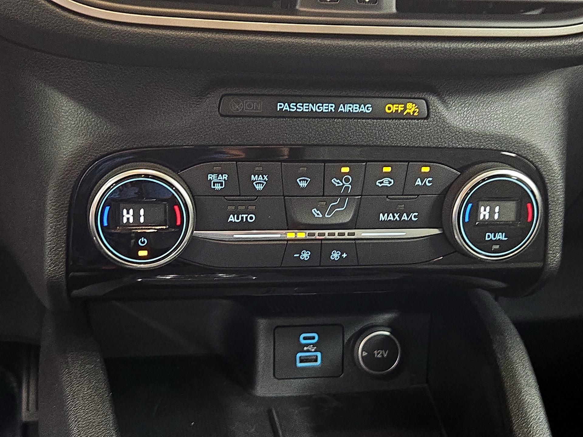 Thumbnail: 2021 Ford Escape - 17