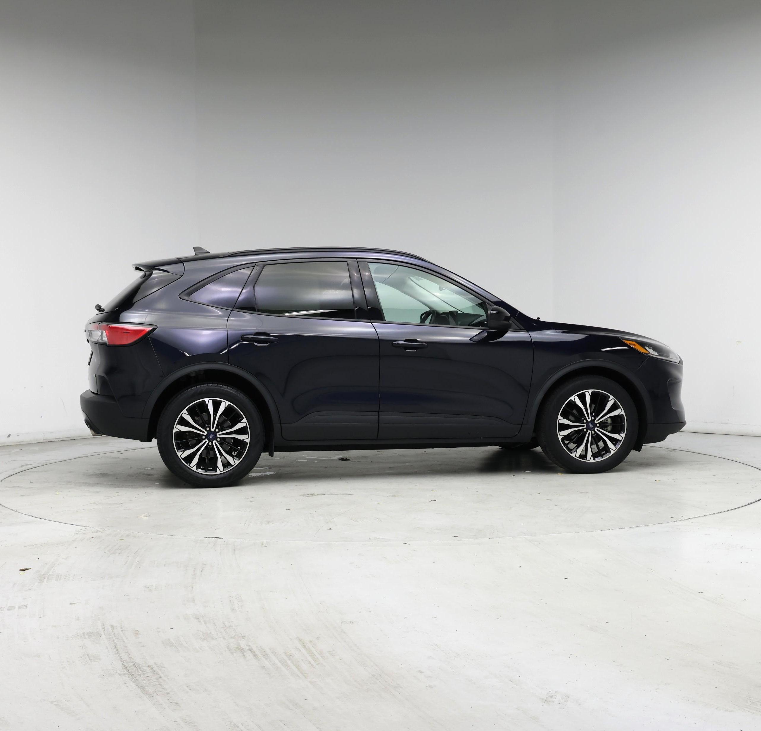 Thumbnail: 2021 Ford Escape - 7