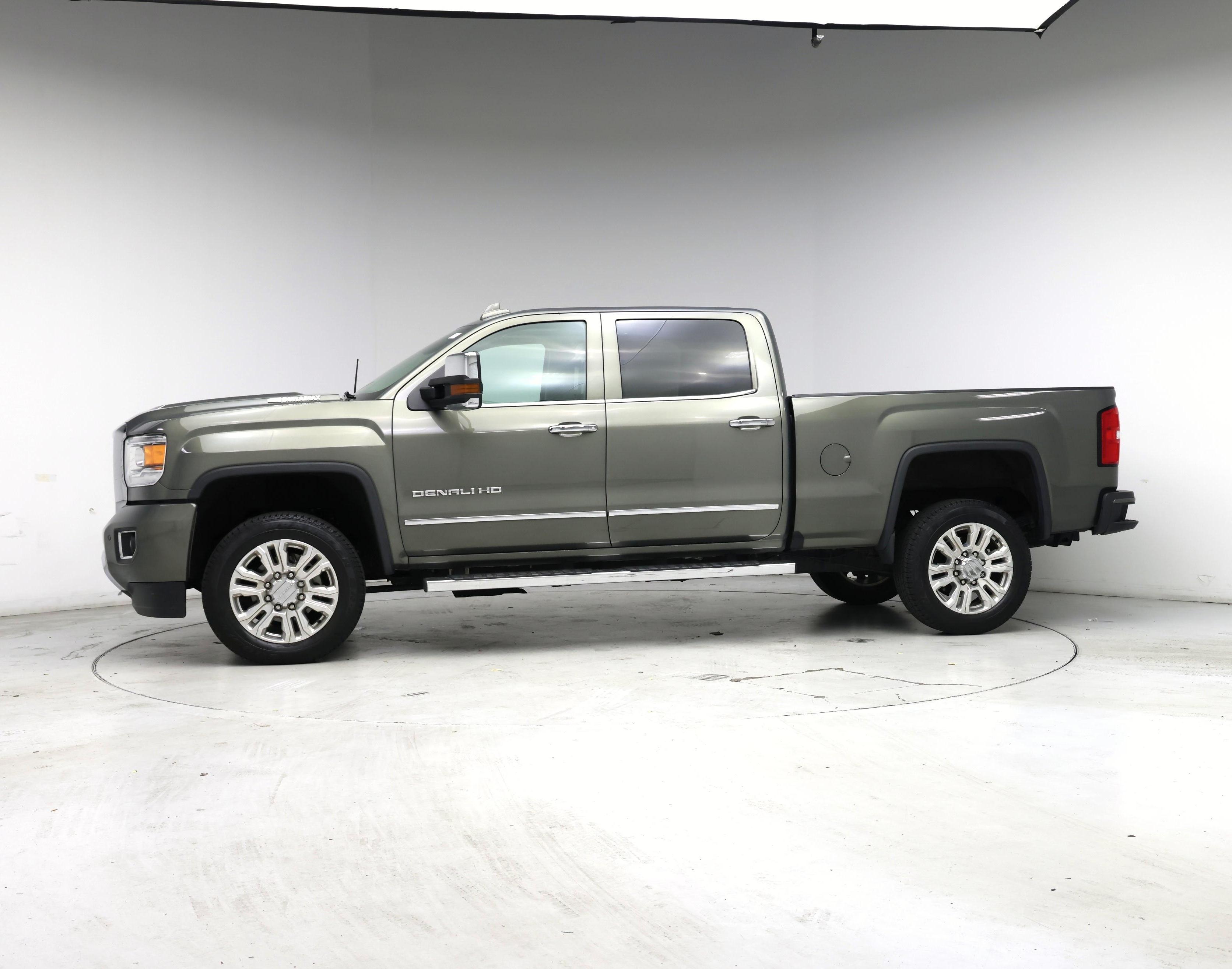 Thumbnail: 2018 GMC Sierra 2500 - 3
