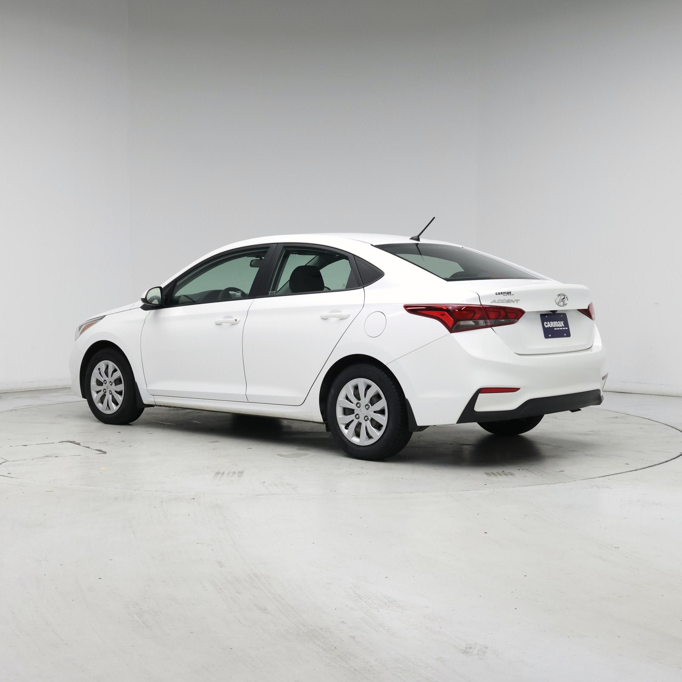 Thumbnail: 2021 Hyundai Accent - 2