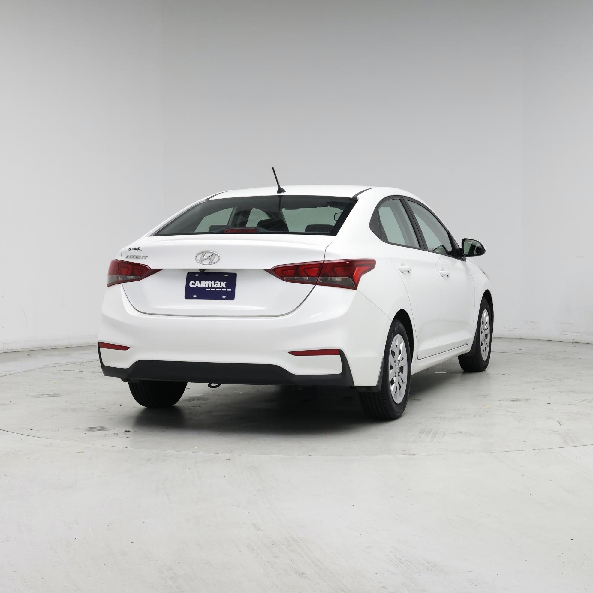 Thumbnail: 2021 Hyundai Accent - 8