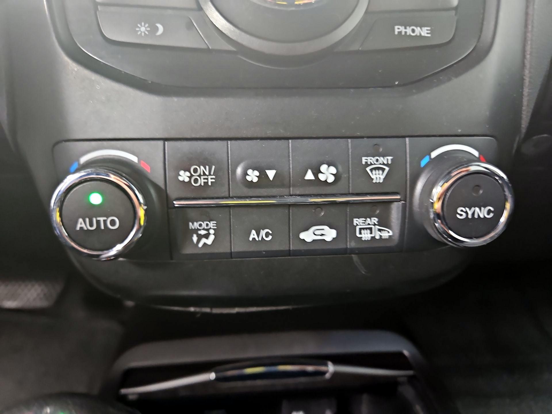 Thumbnail: 2014 Acura RDX - 17