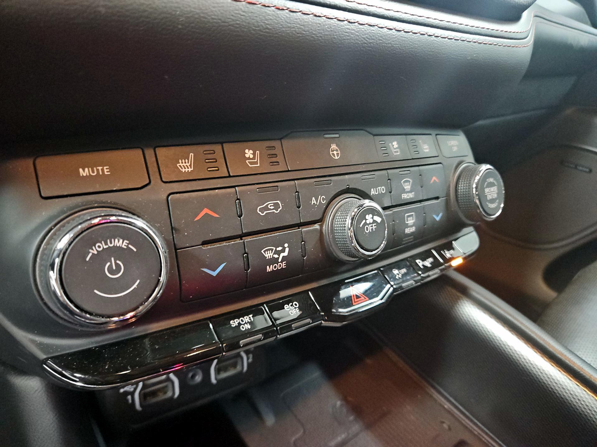 Thumbnail: 2021 Dodge Durango - 17