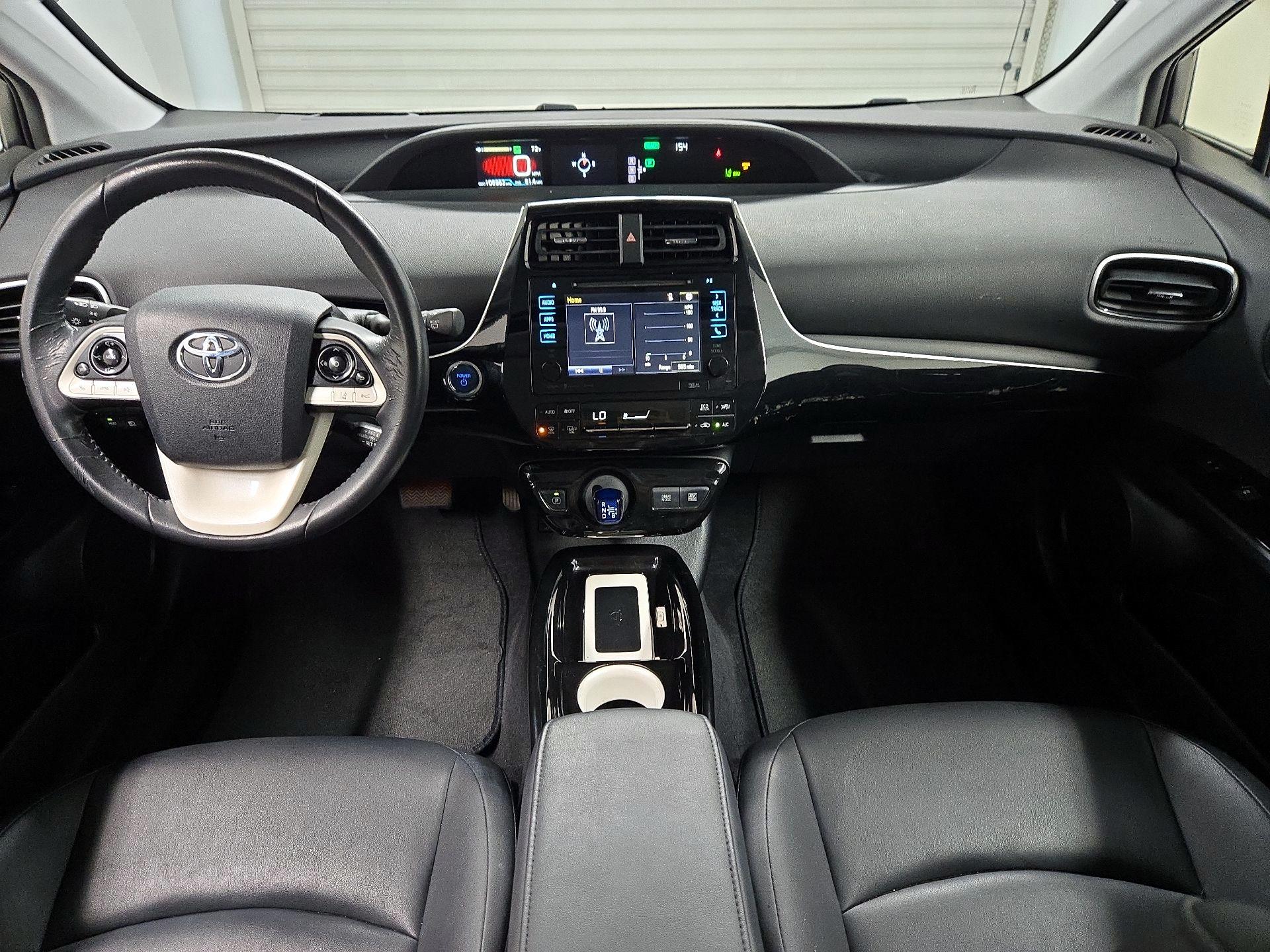 Thumbnail: 2016 Toyota Prius - 9