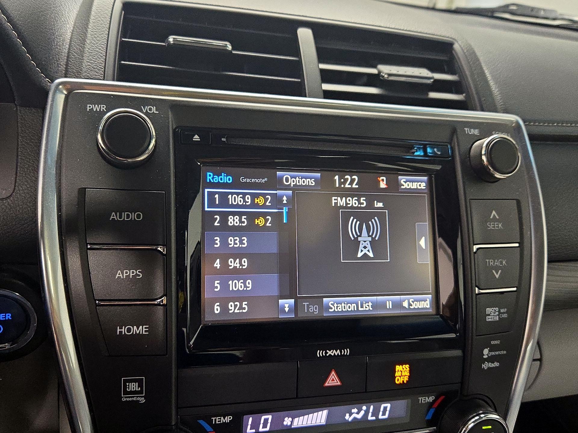 Thumbnail: 2016 Toyota Camry - 15