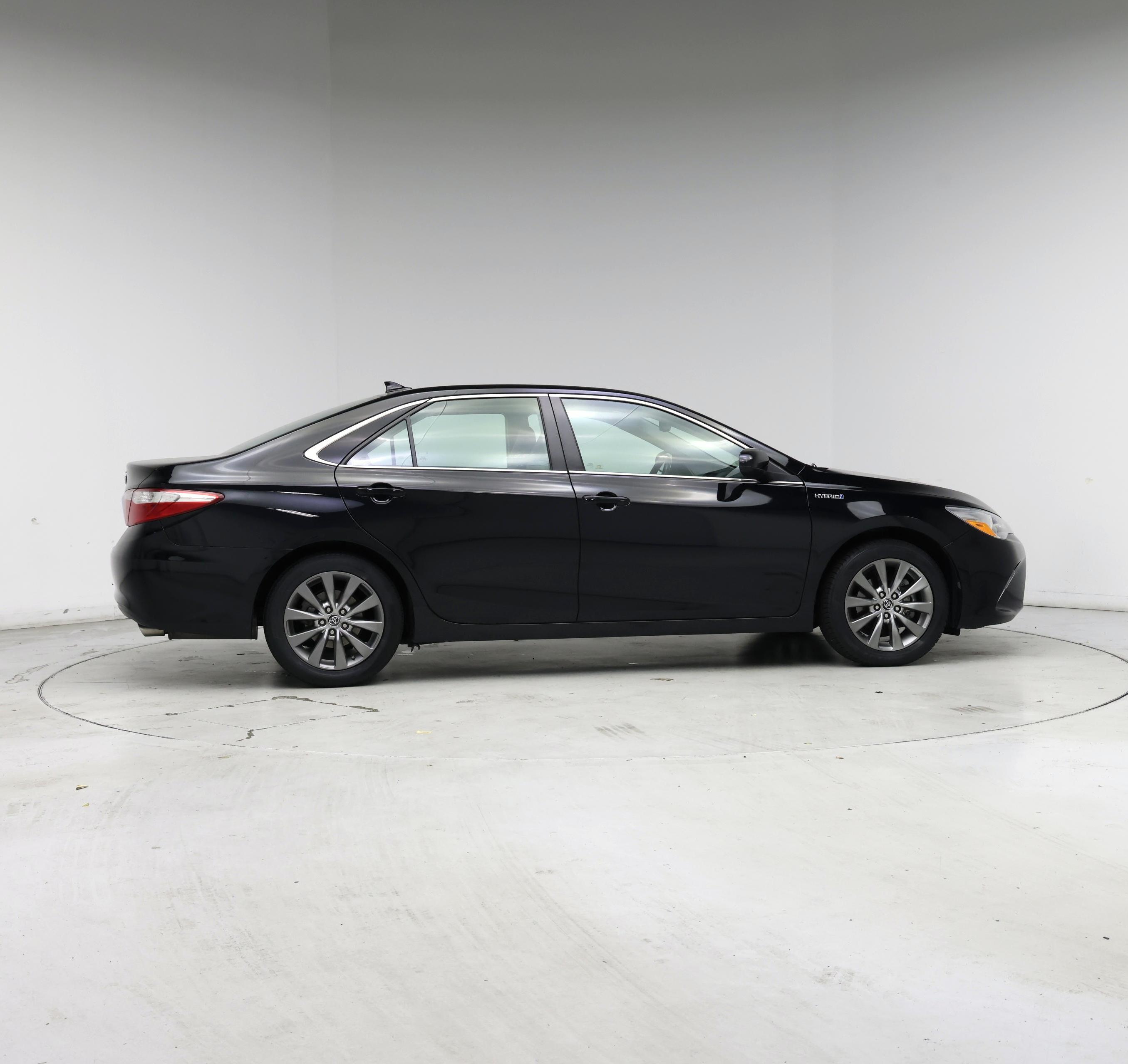 Thumbnail: 2016 Toyota Camry - 7