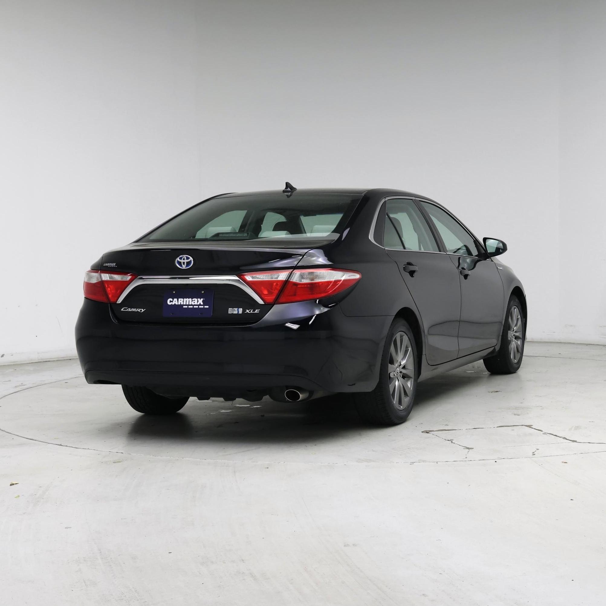 Thumbnail: 2016 Toyota Camry - 8