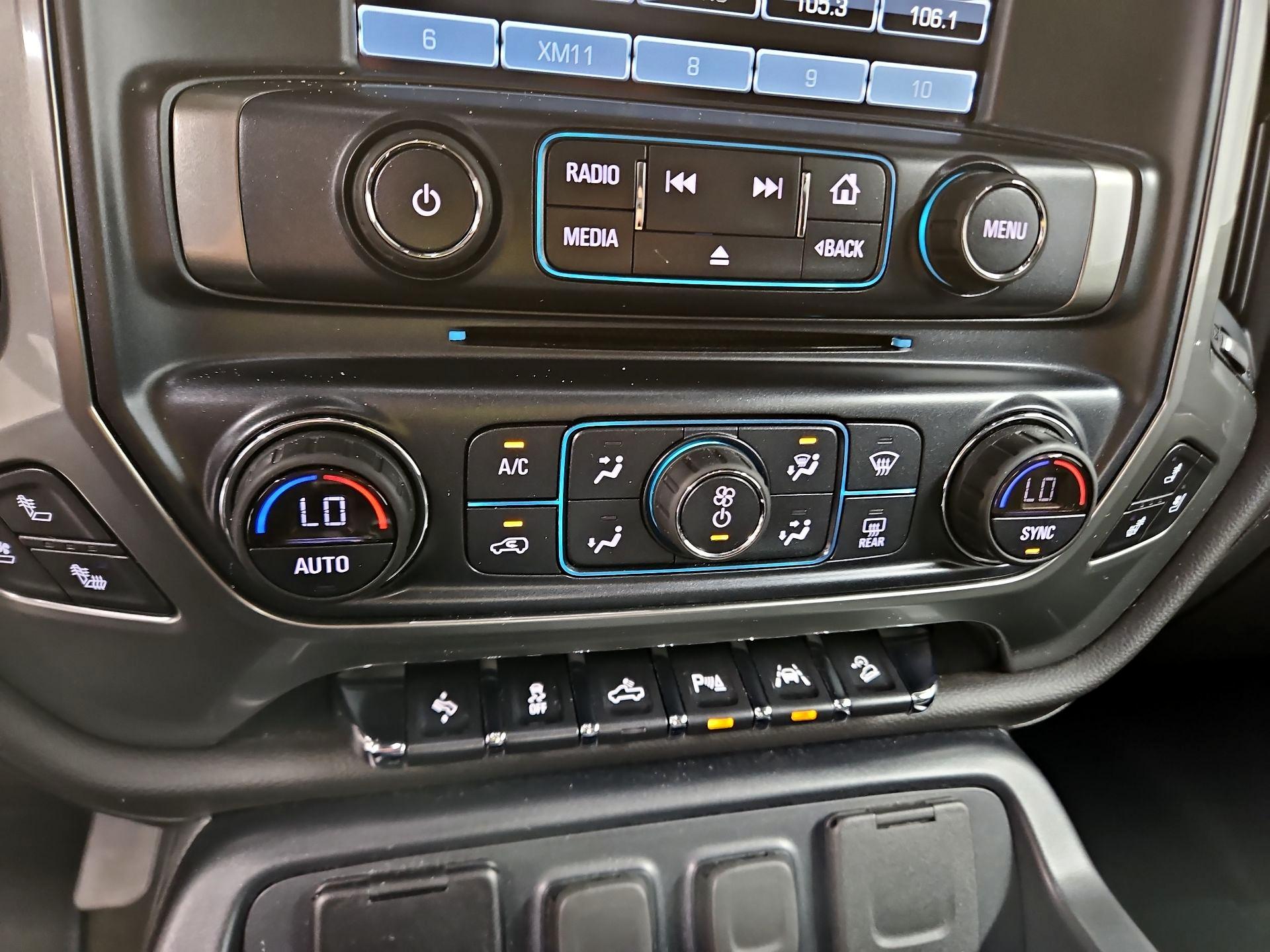 Thumbnail: 2018 Chevrolet Silverado 1500 - 17
