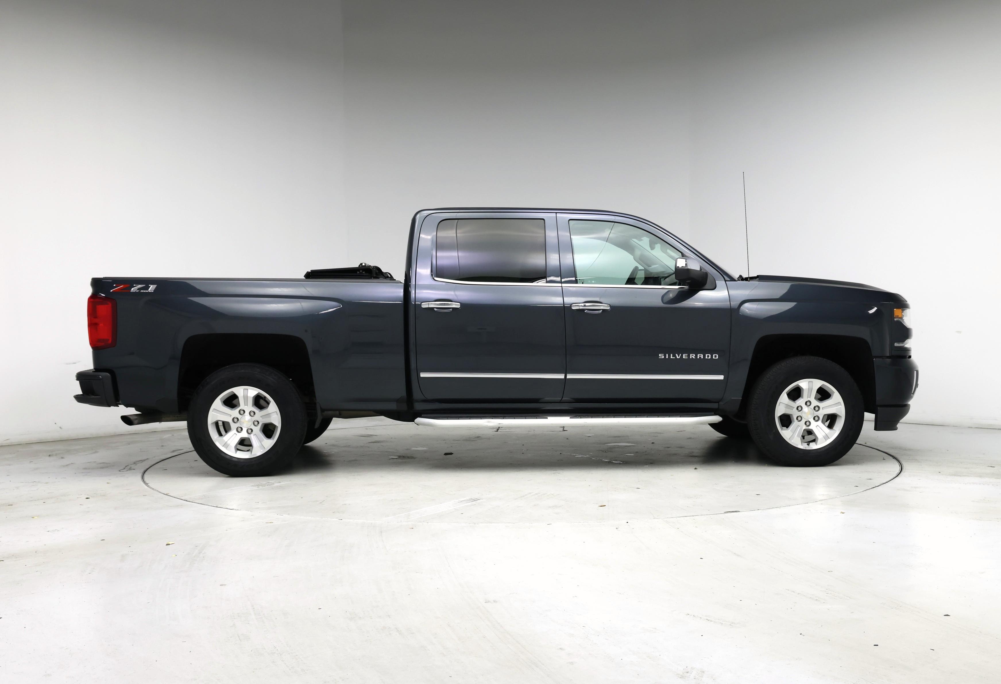 Thumbnail: 2018 Chevrolet Silverado 1500 - 7