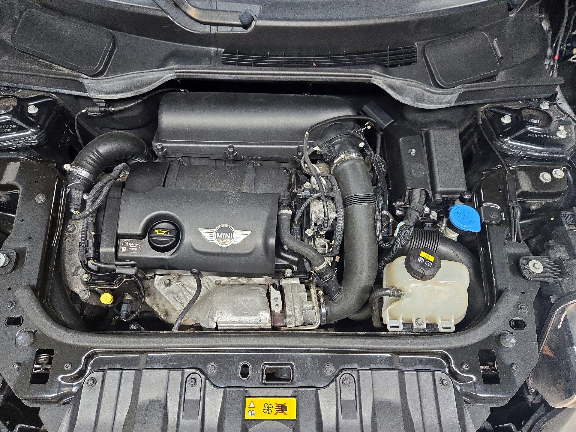 Thumbnail: 2016 MINI Cooper Countryman - 20