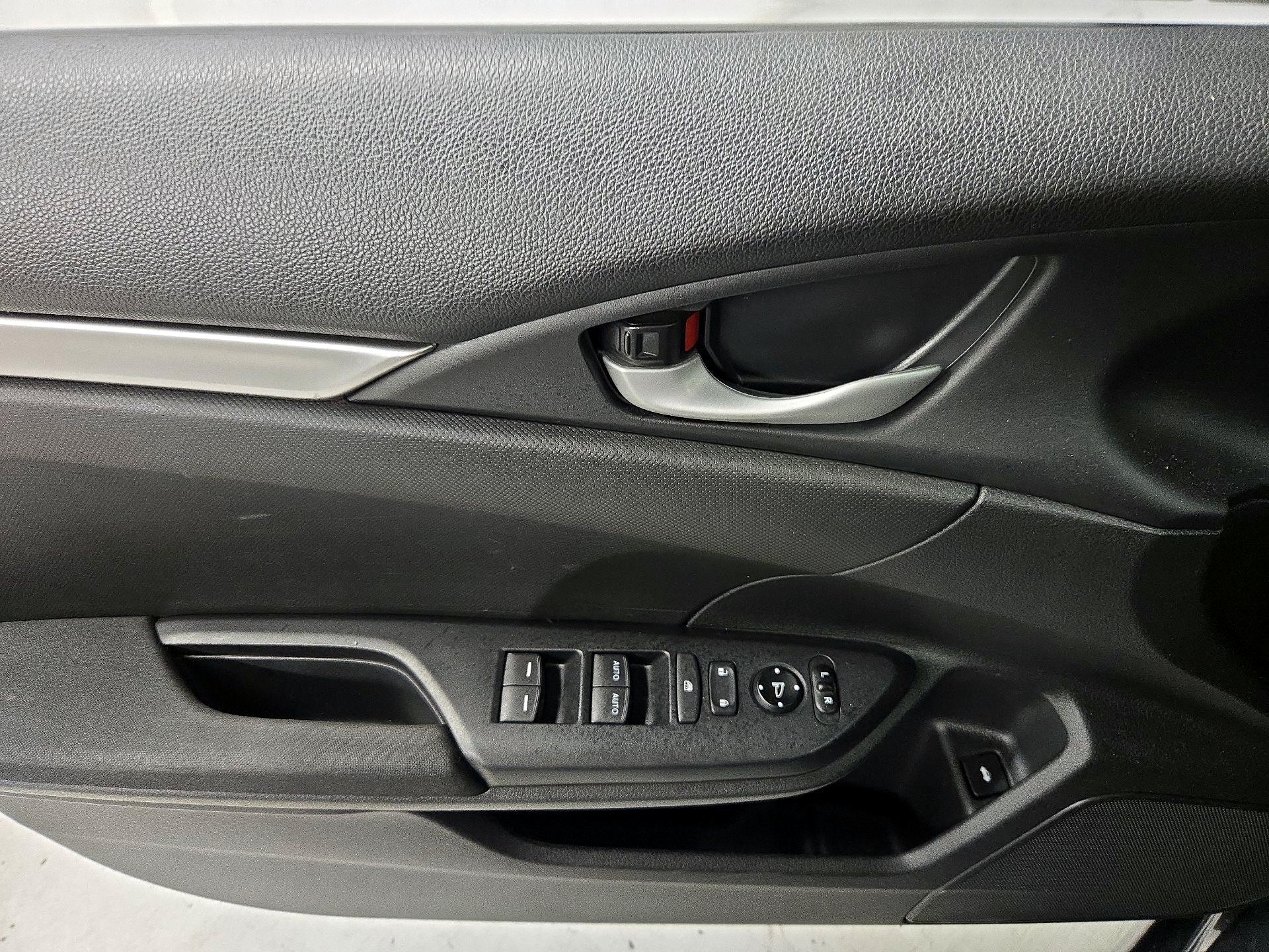 Thumbnail: 2019 Honda Civic - 12