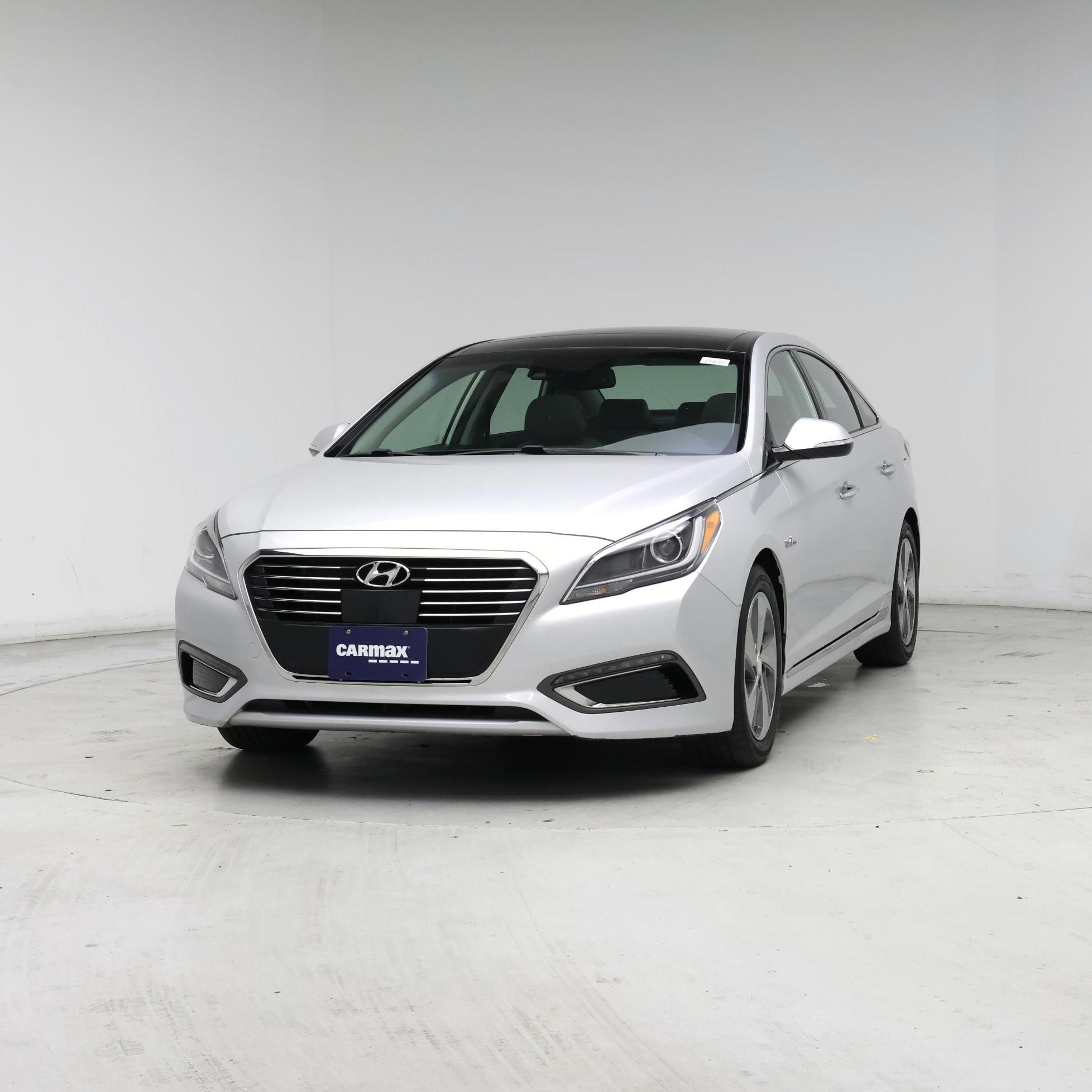 Thumbnail: 2017 Hyundai Sonata - 4