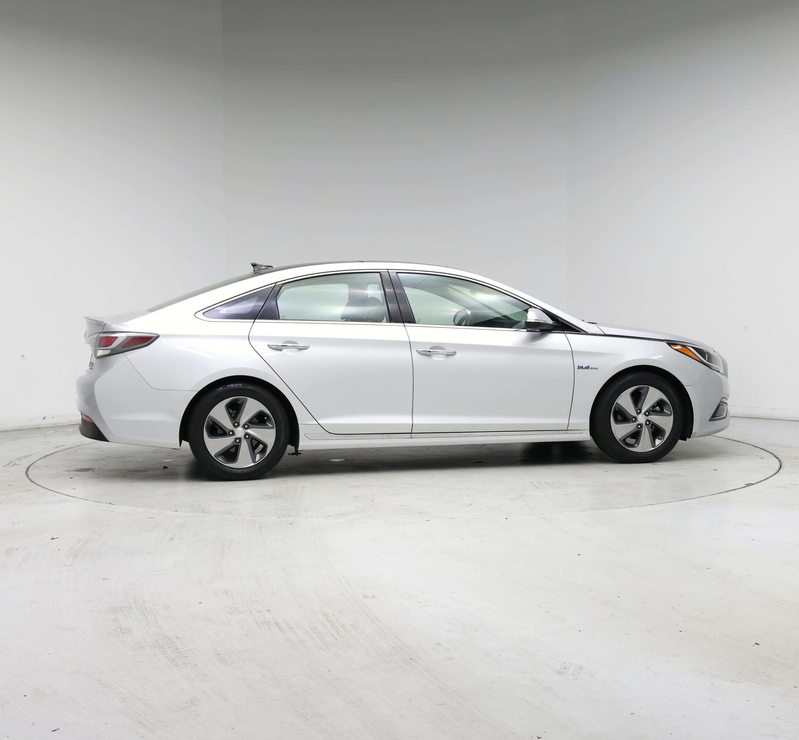 Thumbnail: 2017 Hyundai Sonata - 7