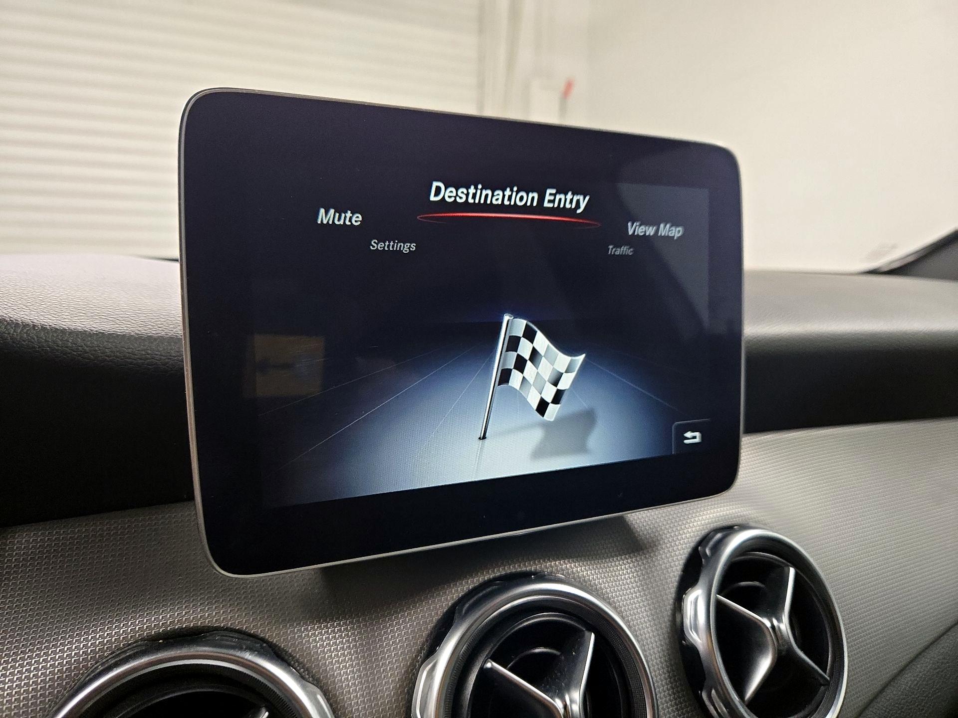 Thumbnail: 2020 Mercedes-Benz GLA - 14