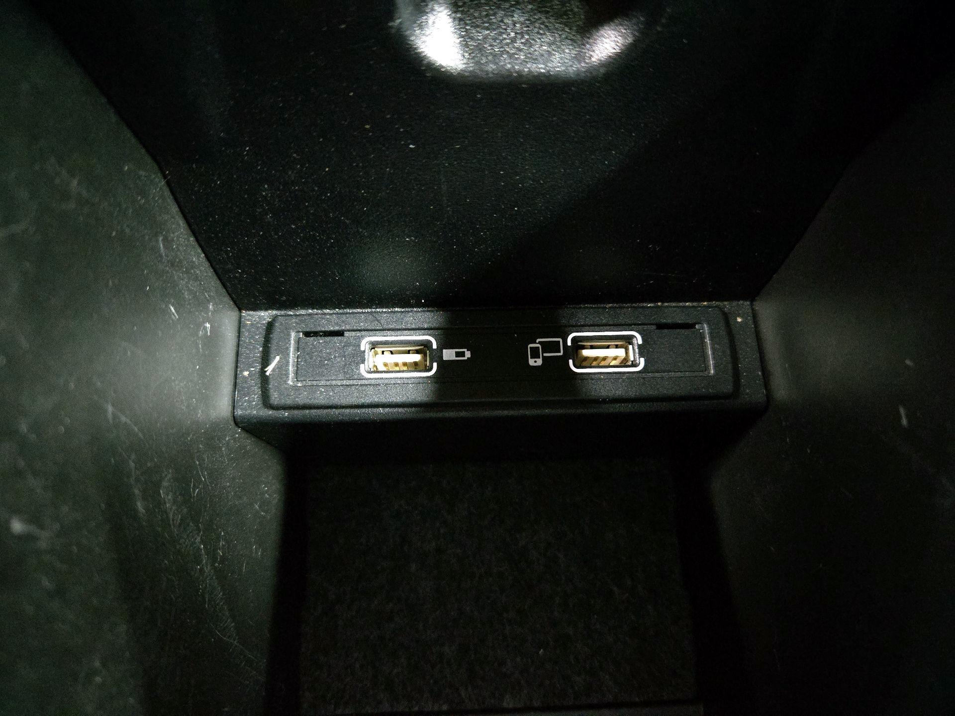 Thumbnail: 2020 Mercedes-Benz GLA - 19