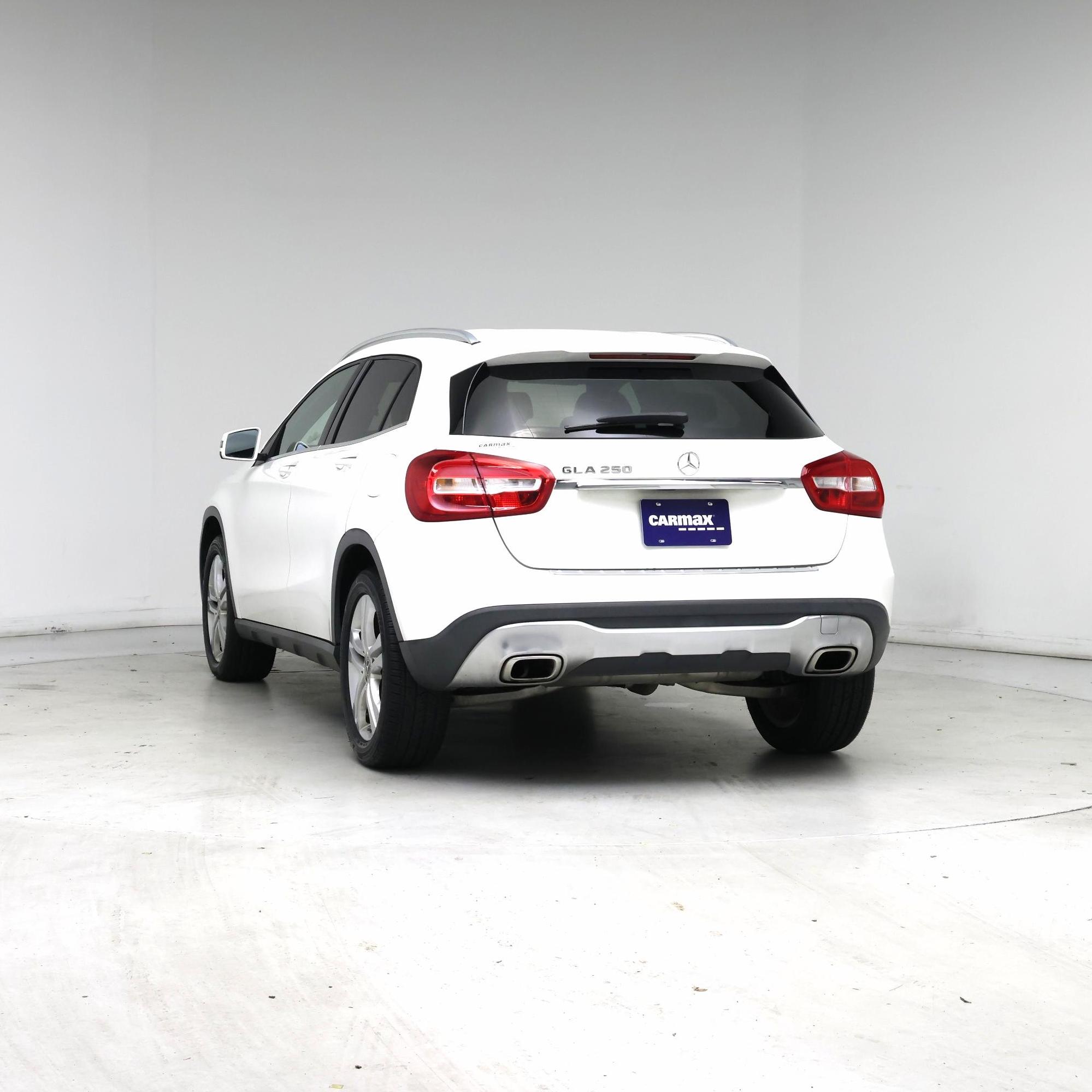 Thumbnail: 2020 Mercedes-Benz GLA - 6