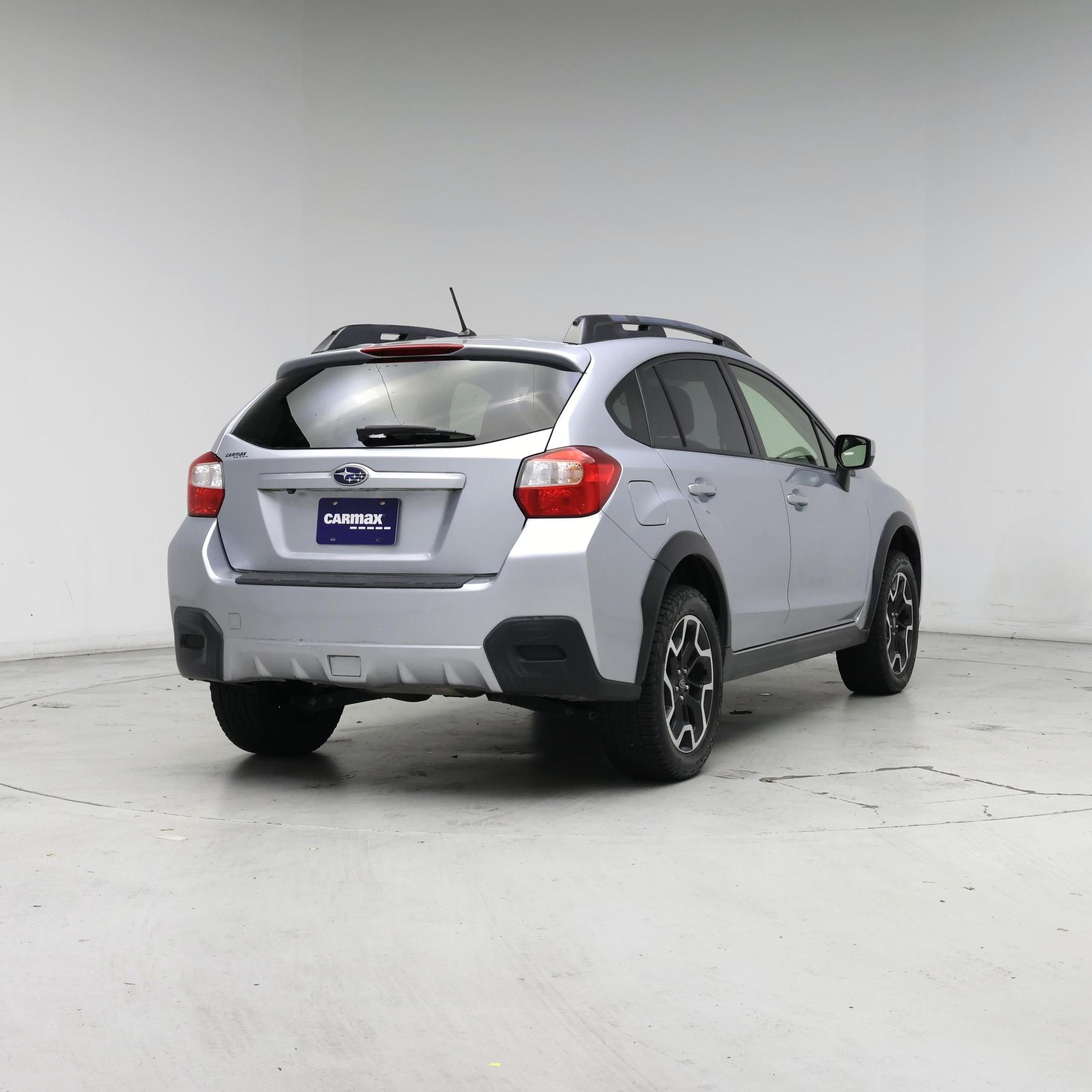 Thumbnail: 2017 Subaru Crosstrek - 8