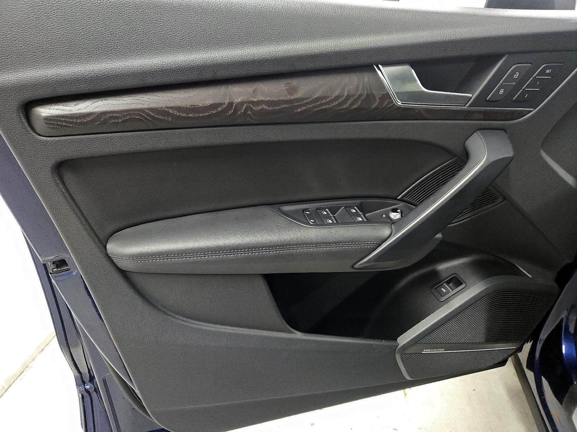 Thumbnail: 2019 Audi Q5 - 12