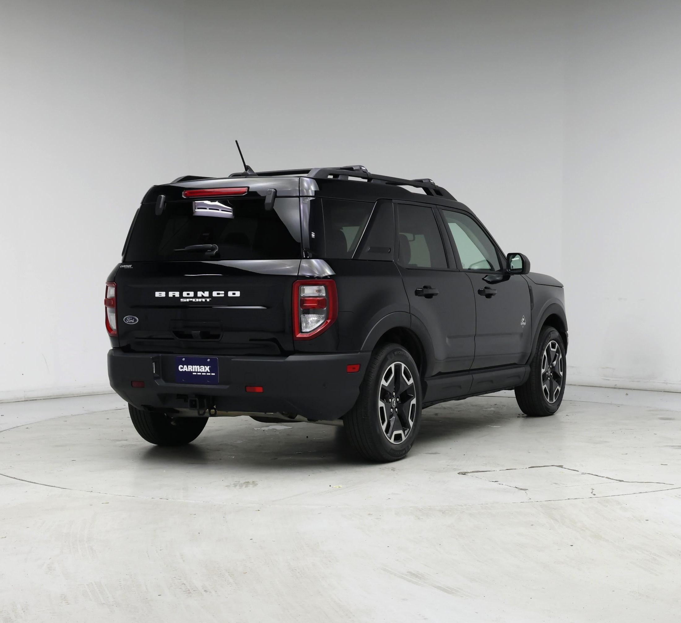 Thumbnail: 2023 Ford Bronco Sport - 8