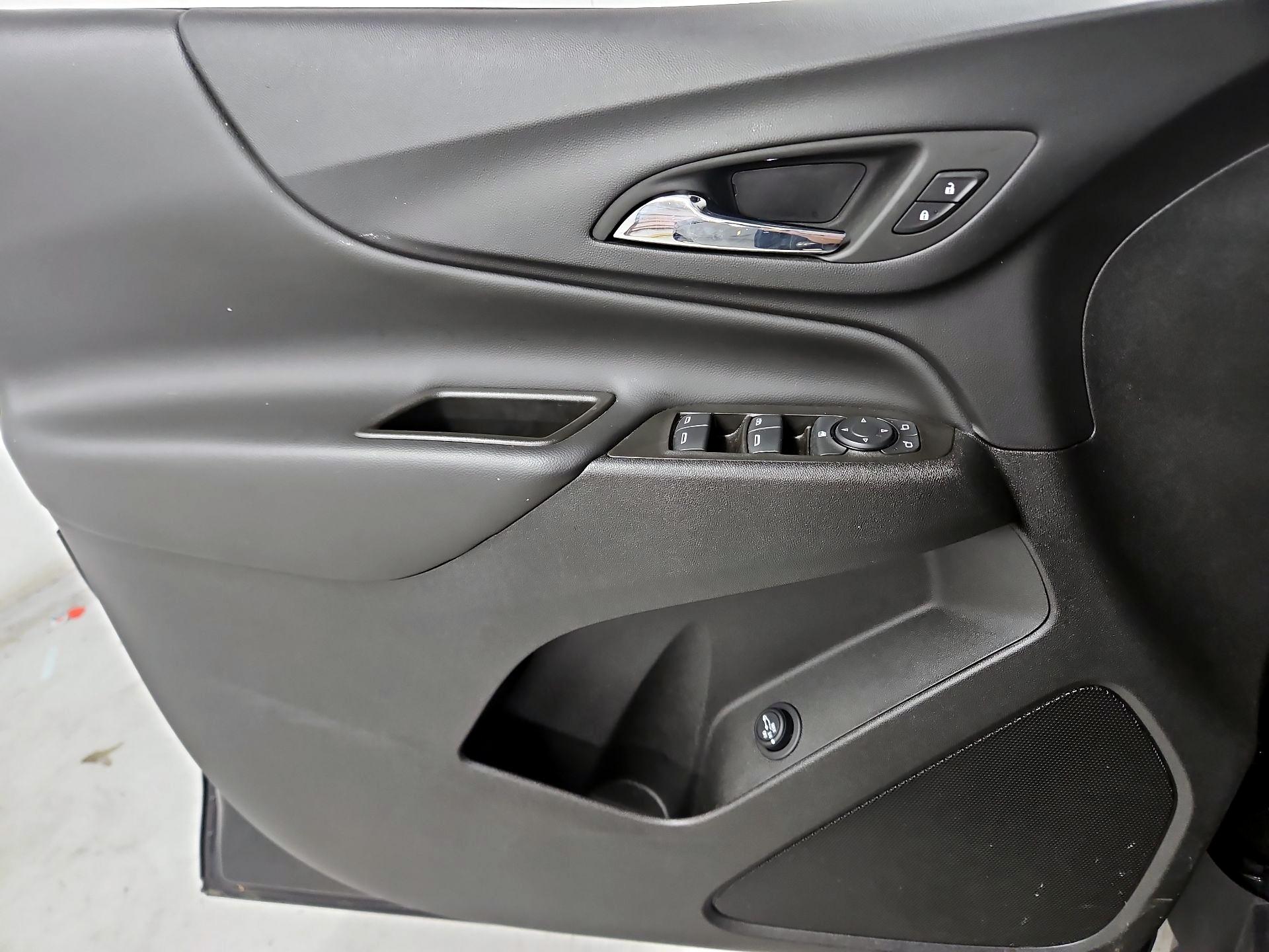 Thumbnail: 2023 Chevrolet Equinox - 12