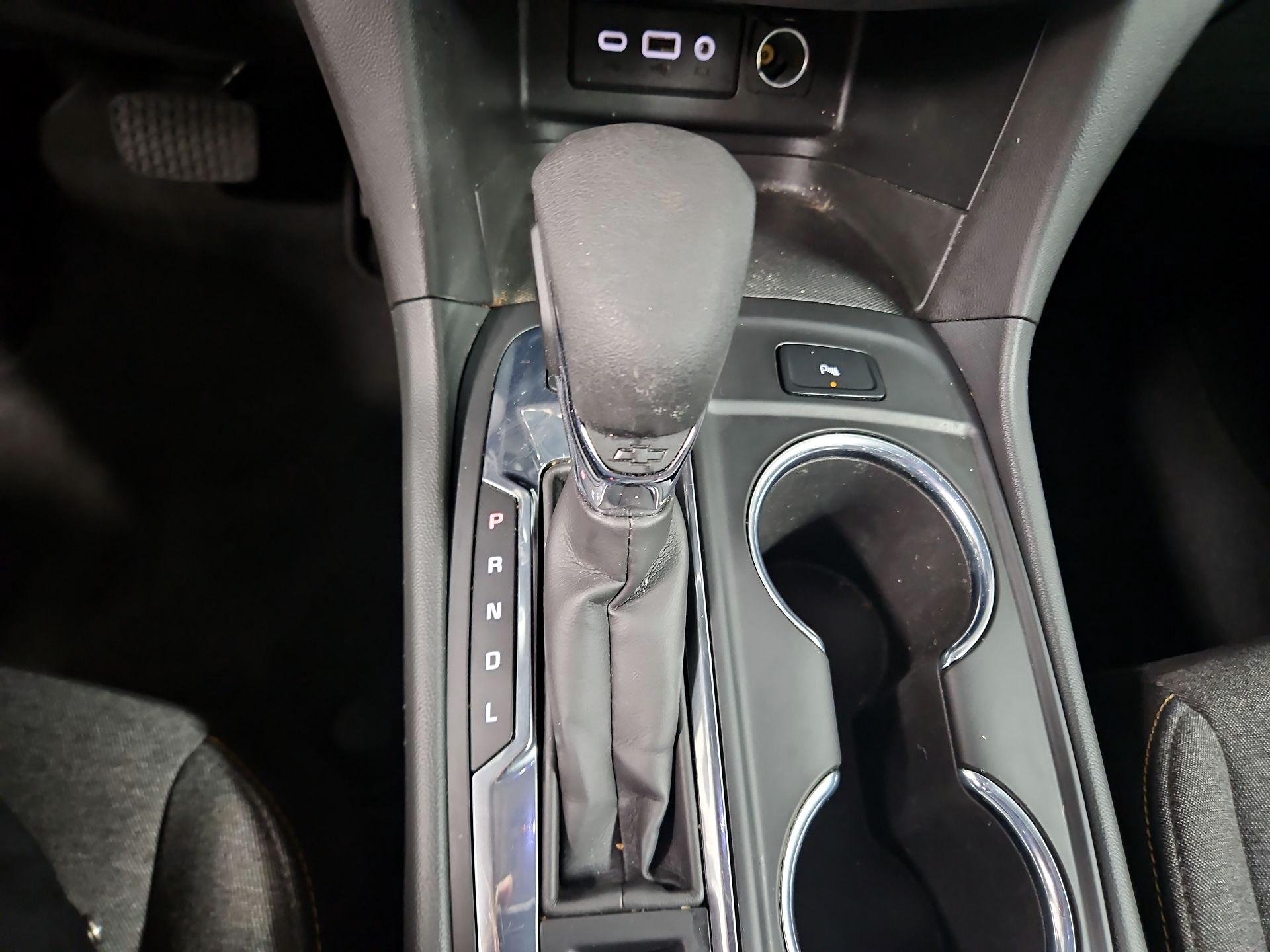 Thumbnail: 2023 Chevrolet Equinox - 17