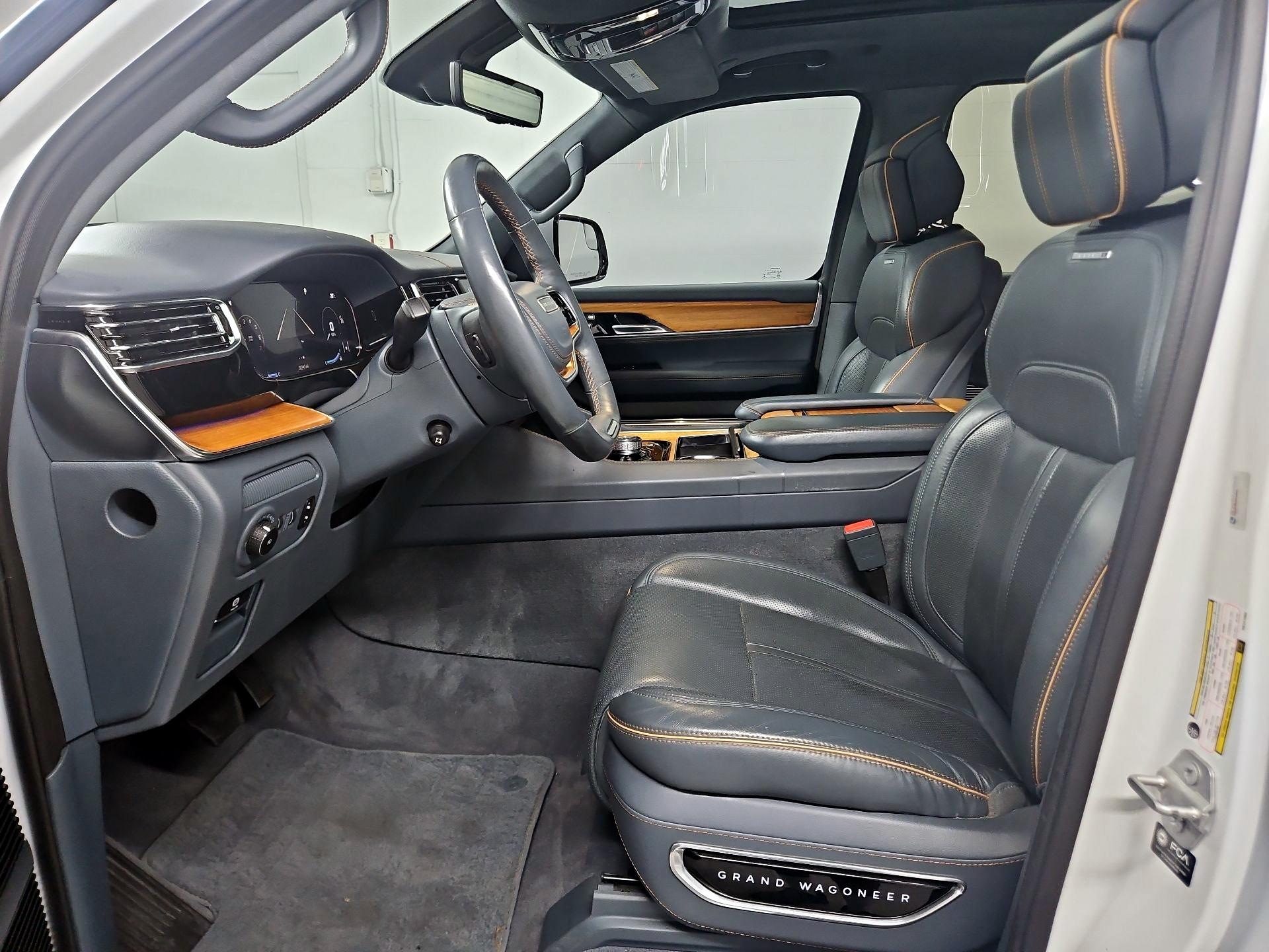 Thumbnail: 2022 Jeep Grand Wagoneer - 11