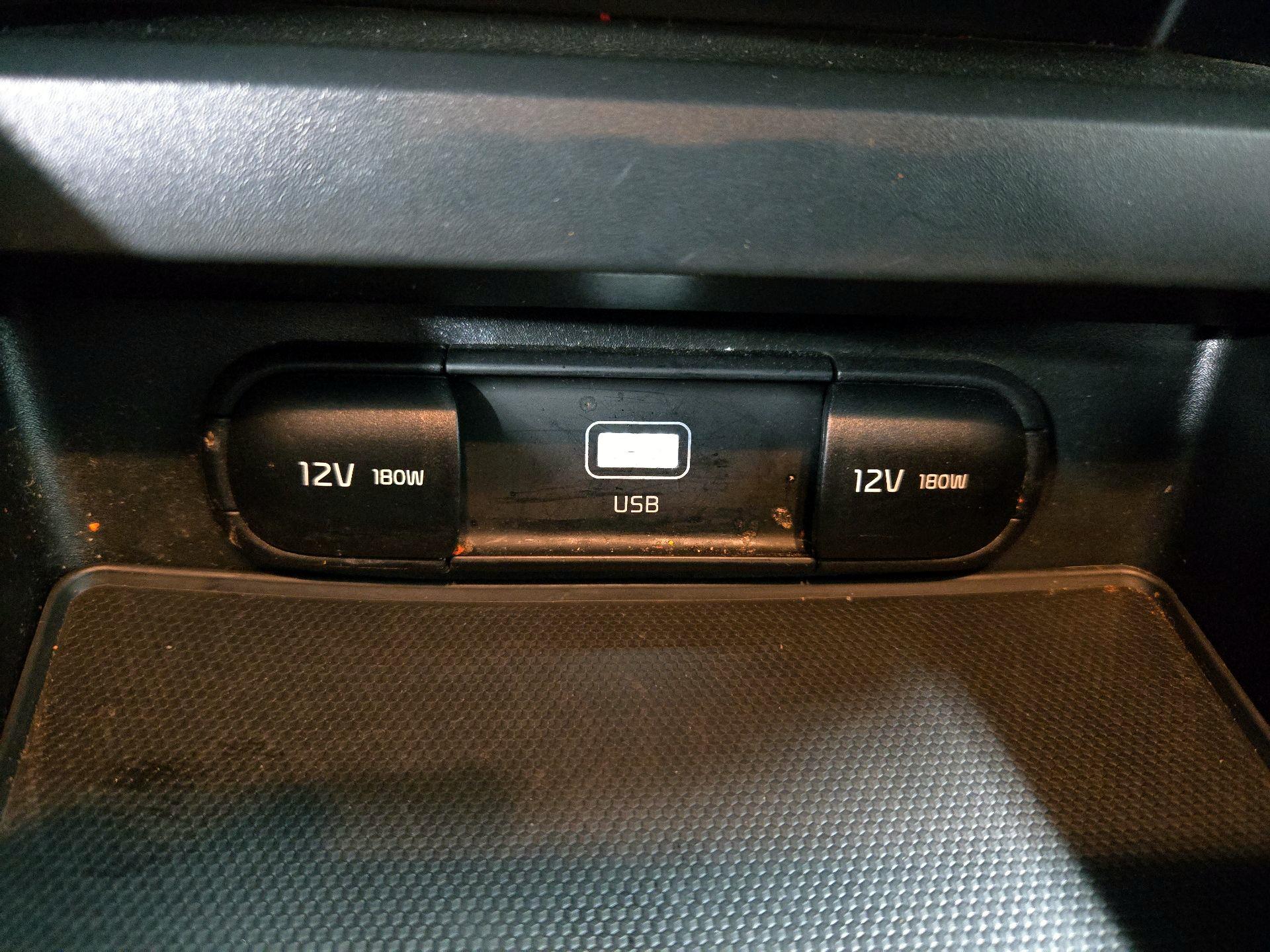 Thumbnail: 2023 Kia Soul - 18