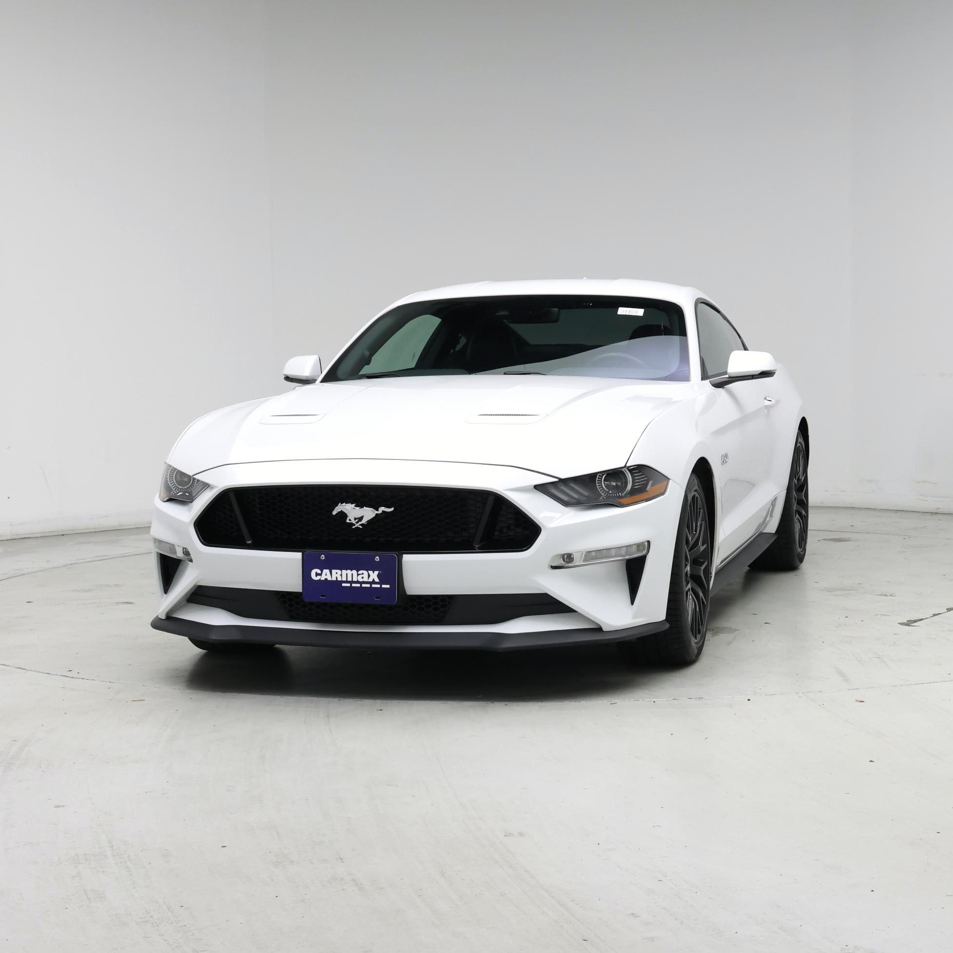 Thumbnail: 2022 Ford Mustang - 4