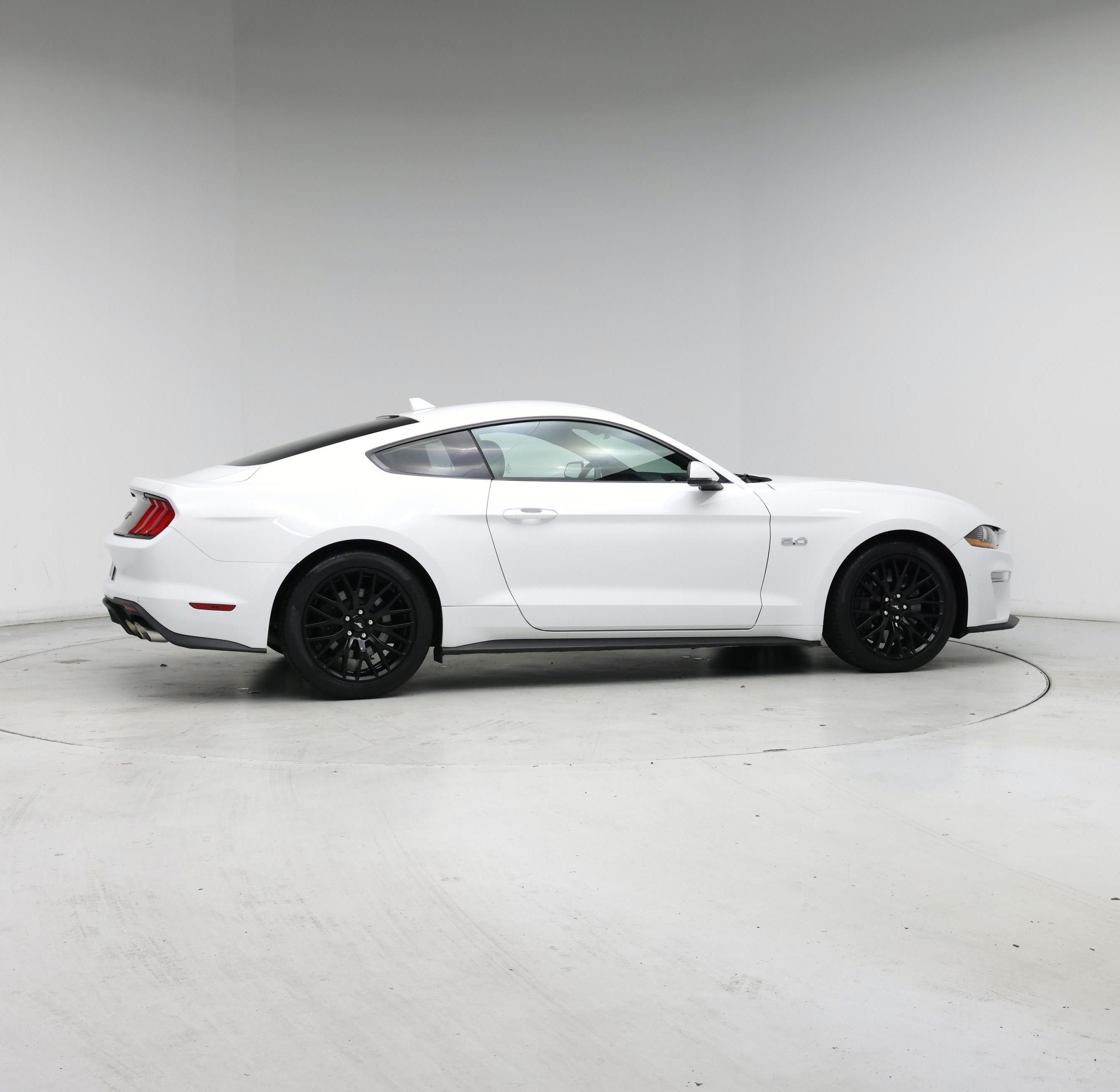Thumbnail: 2022 Ford Mustang - 7