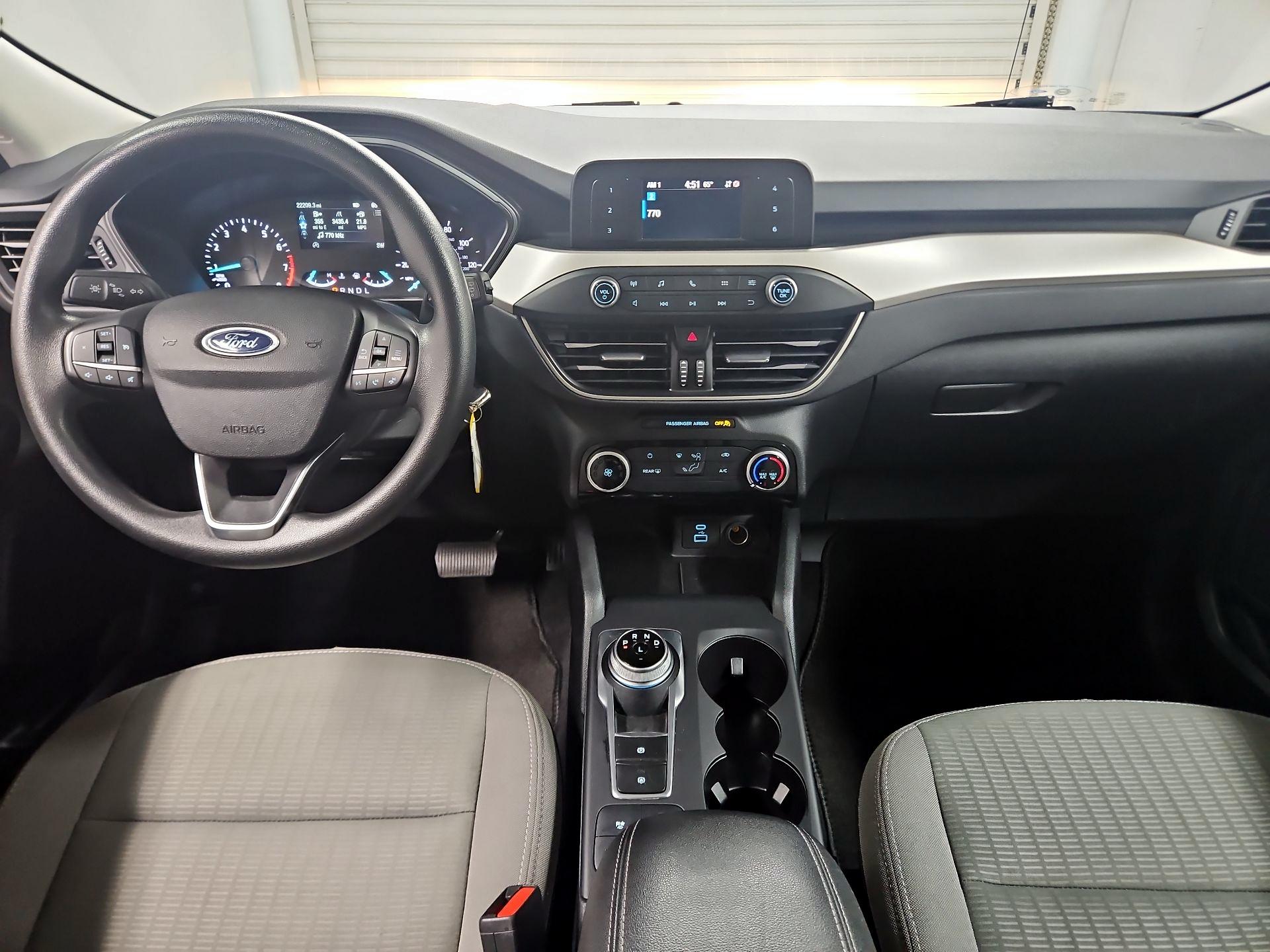 Thumbnail: 2022 Ford Escape - 9