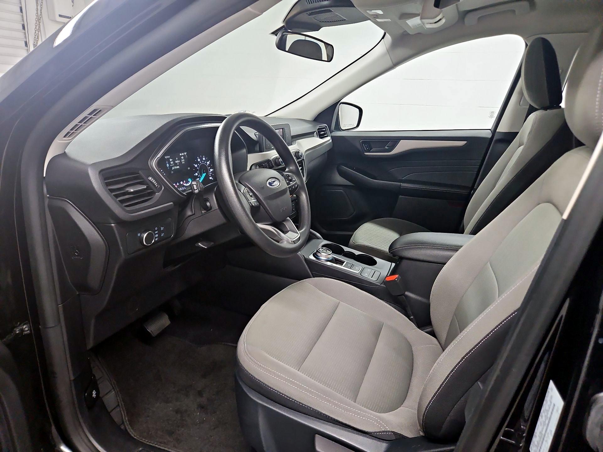 Thumbnail: 2022 Ford Escape - 11