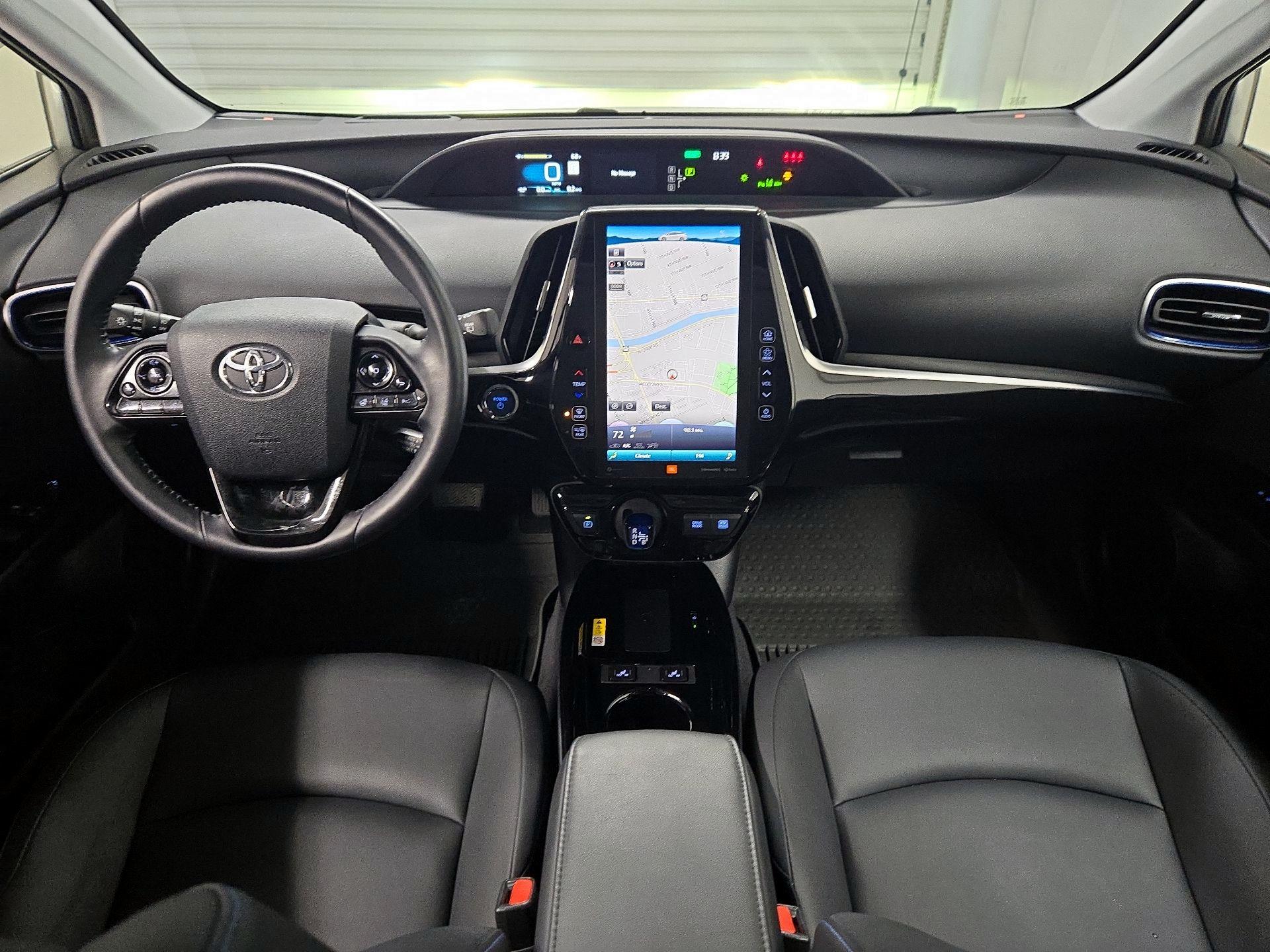 Thumbnail: 2022 Toyota Prius - 9