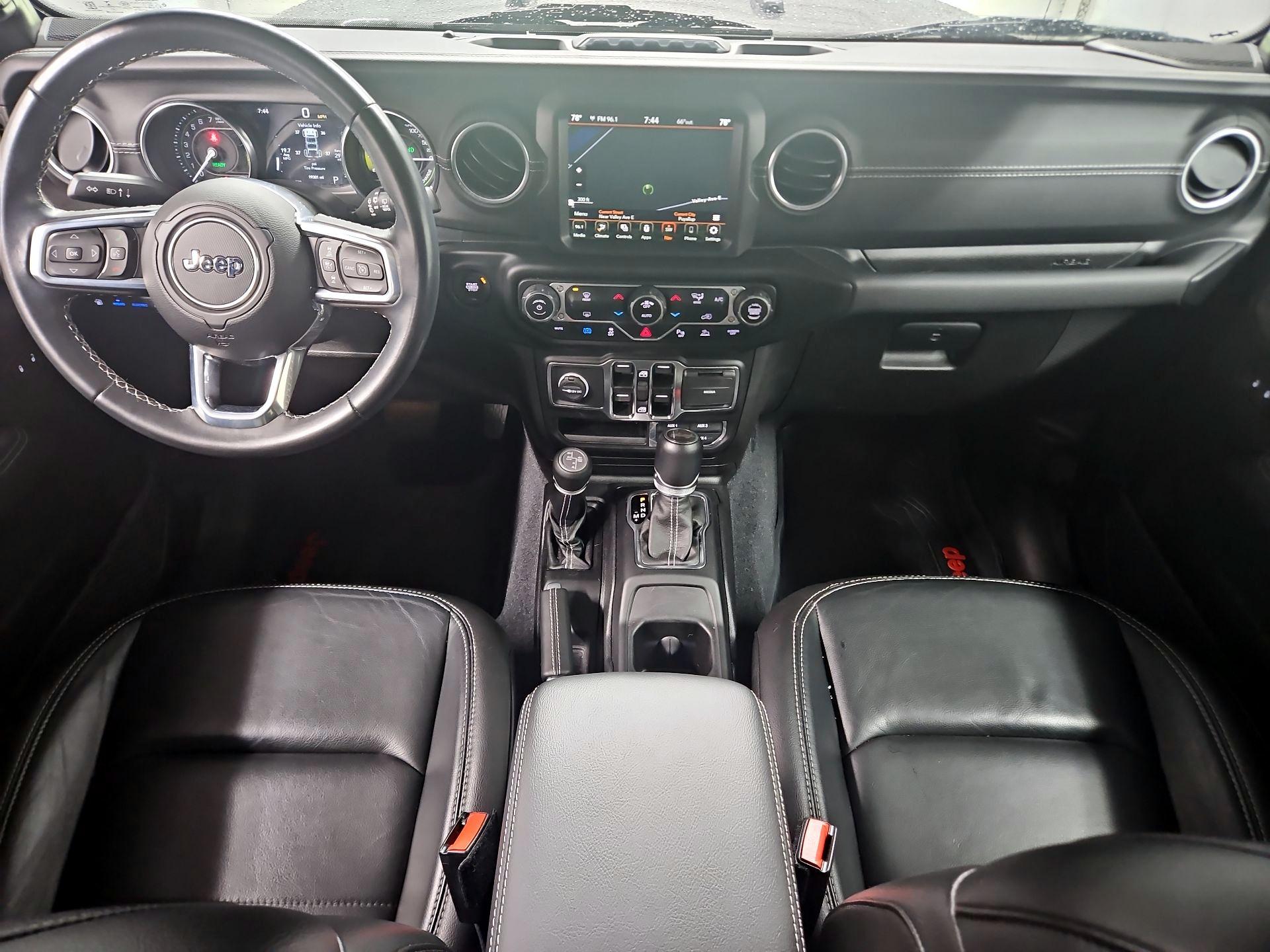 Thumbnail: 2021 Jeep Wrangler - 9