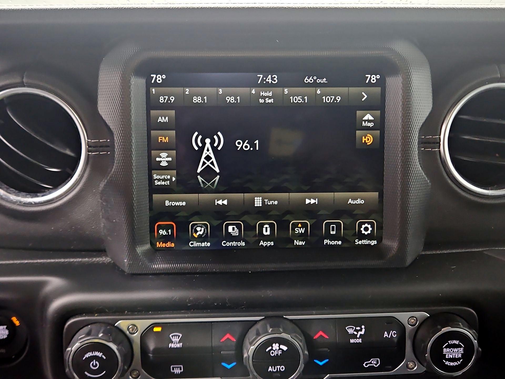 Thumbnail: 2021 Jeep Wrangler - 16