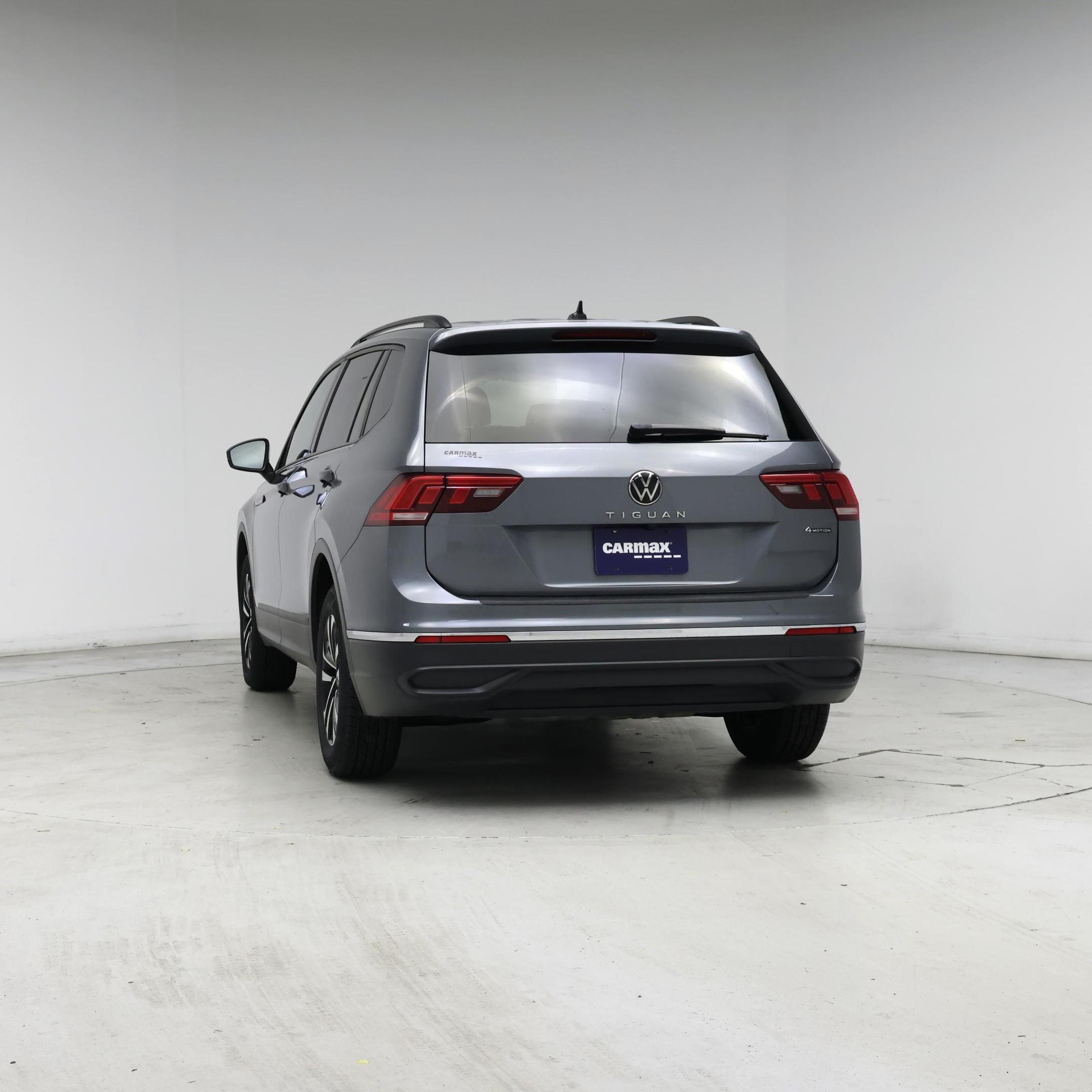 Thumbnail: 2023 Volkswagen Tiguan - 6